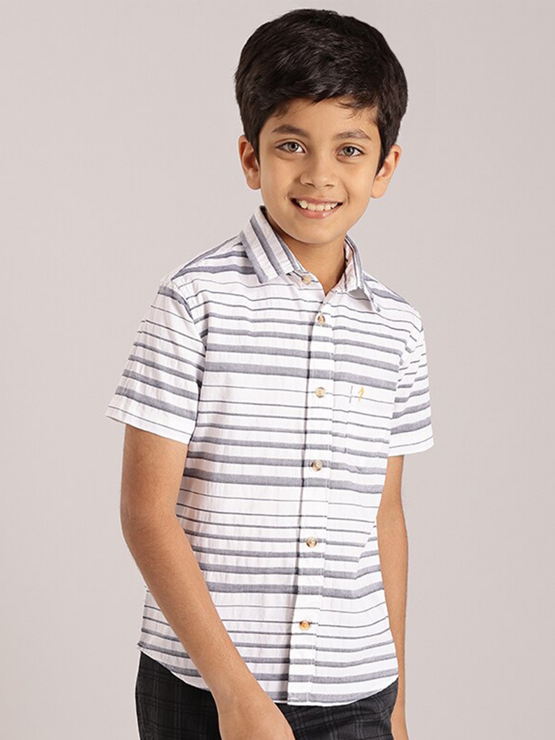 

Indian Terrain Boys Classic Horizontal Striped Pure Cotton Casual Shirt, White