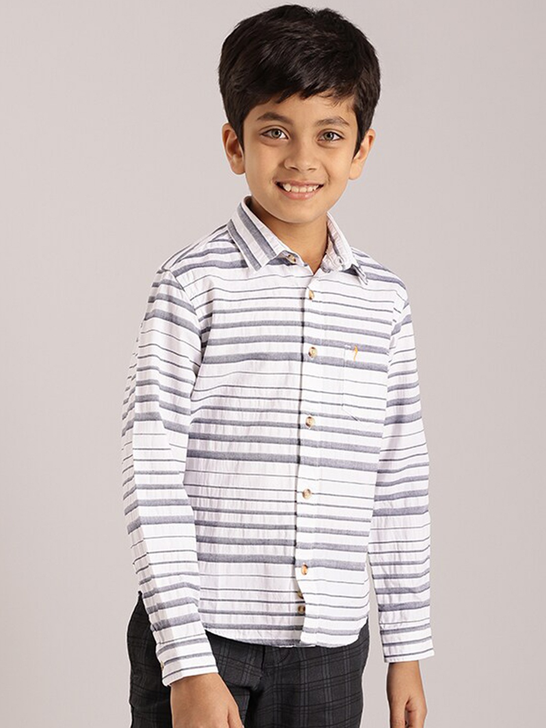 

Indian Terrain Boys Classic Horizontal Striped Pure Cotton Casual Shirt, White