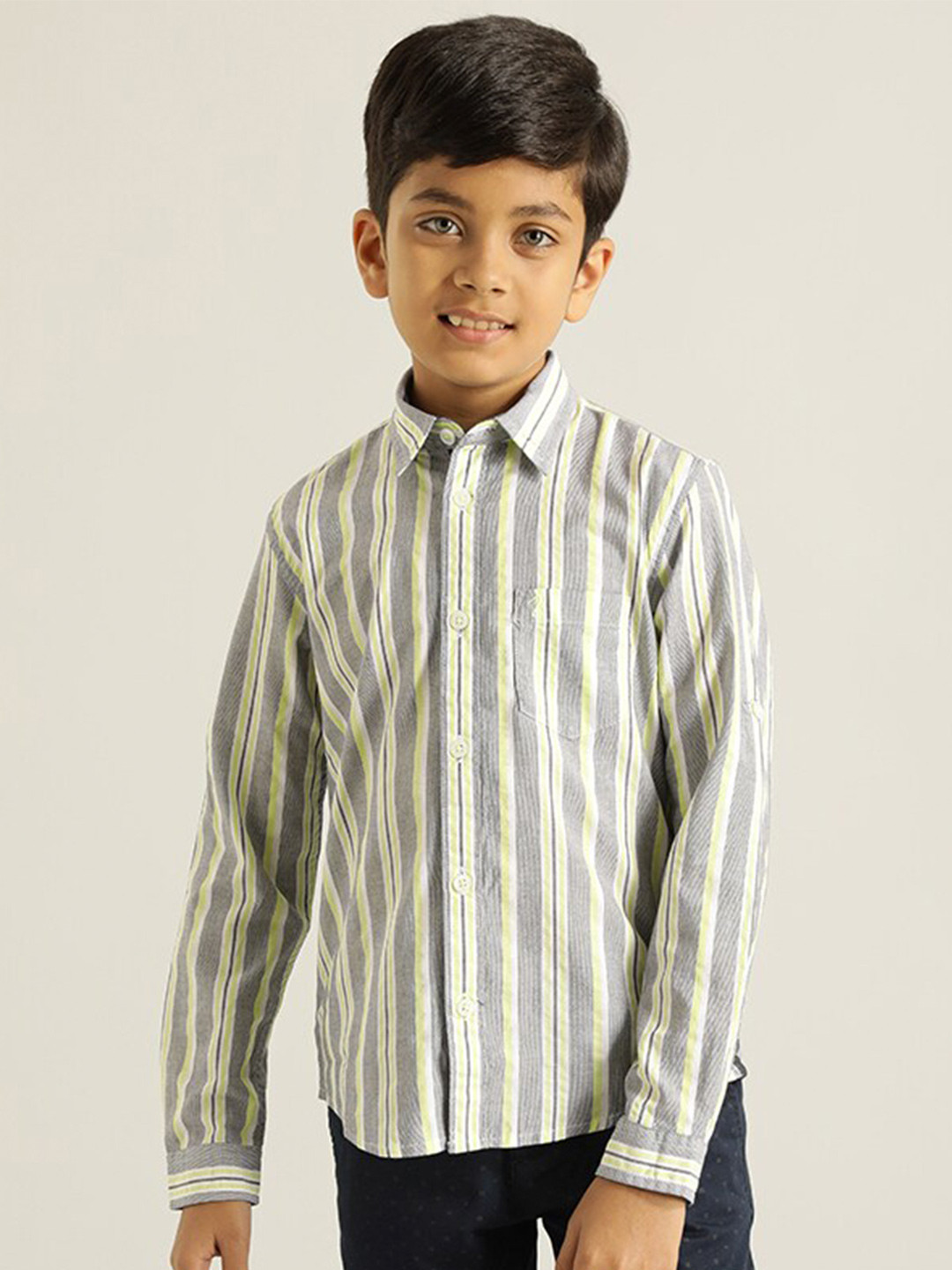 

Indian Terrain Boys Classic Fit Vertical Striped Pure Cotton Casual Shirt, Black