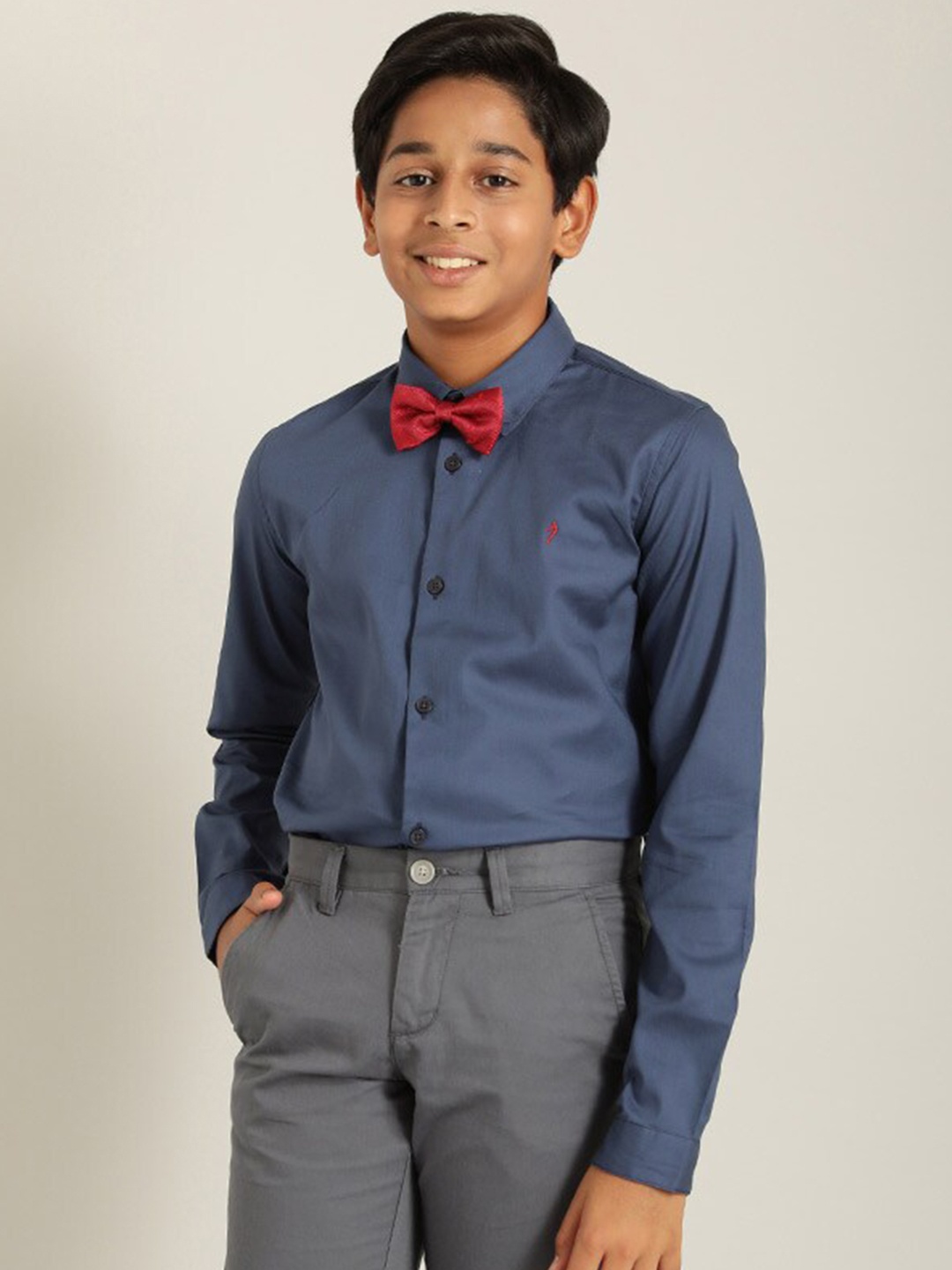 

Indian Terrain Boys Classic Opaque Pure Cotton Casual Shirt, Blue