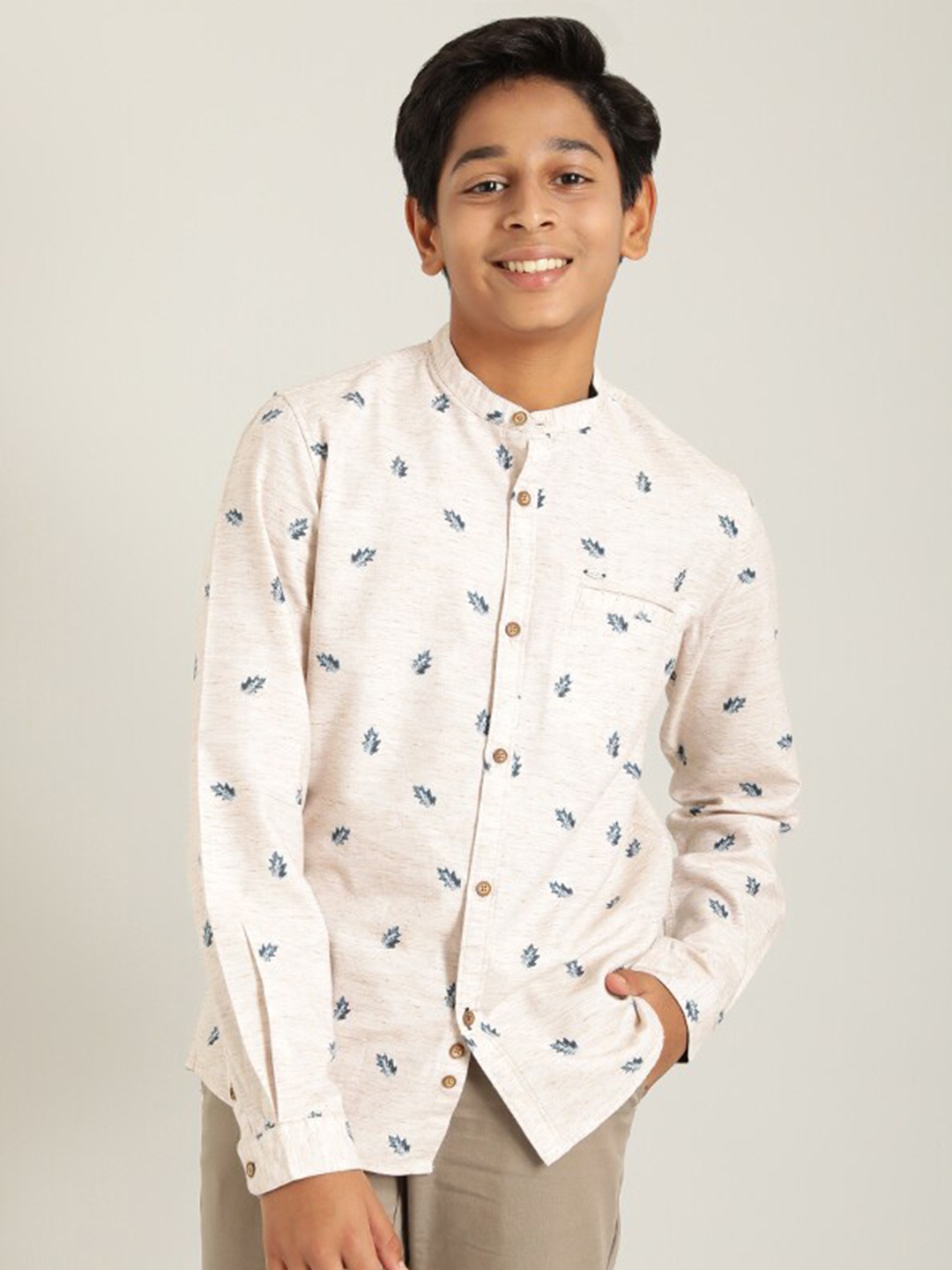 

Indian Terrain Boys Classic Floral Printed Pure Cotton Casual Shirt, Cream