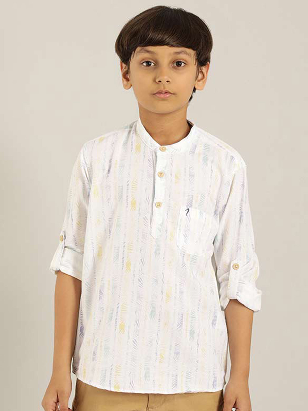 

Indian Terrain Boys Classic Abstract Printed Mandarin Collar Pure Cotton Casual Shirt, White