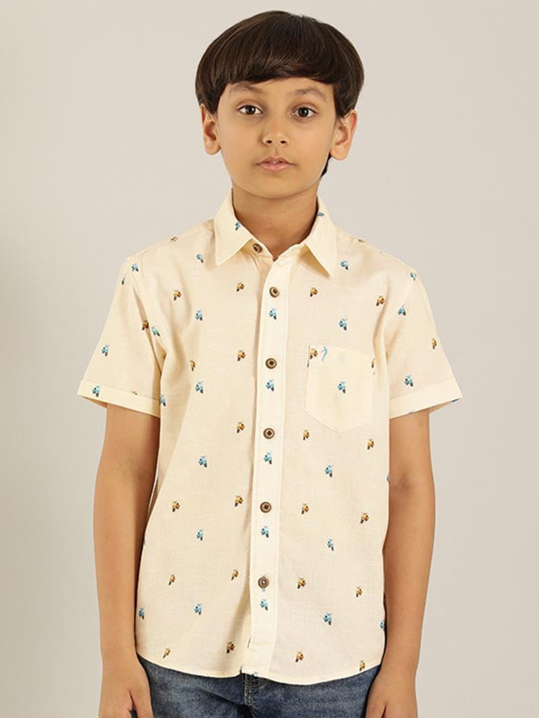 

Indian Terrain Boys Classic Conversational Printed Pure Cotton Casual Shirt, White