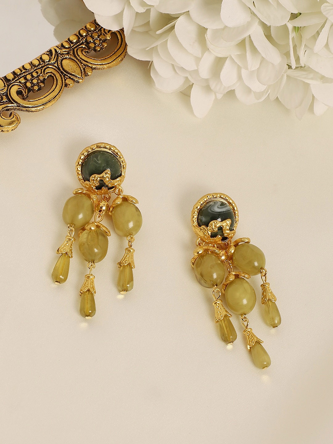 

SOHI Gold-Plated Contemporary Drop Earrings