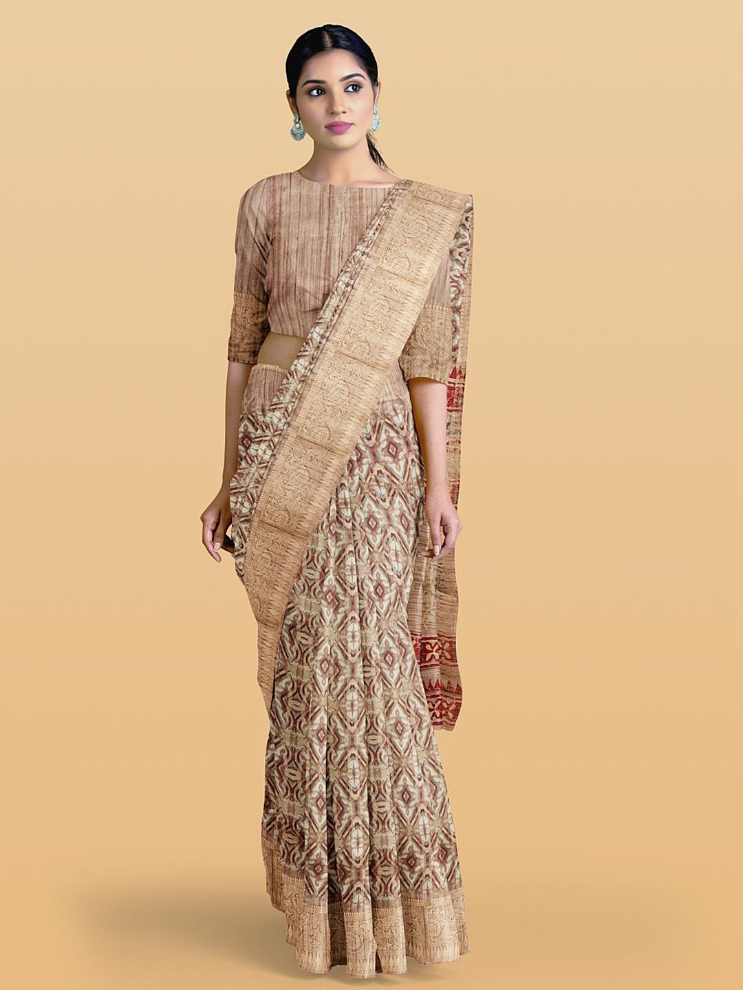 

Kalamandir Geometric Printed Zari Silk Blend Saree, Beige