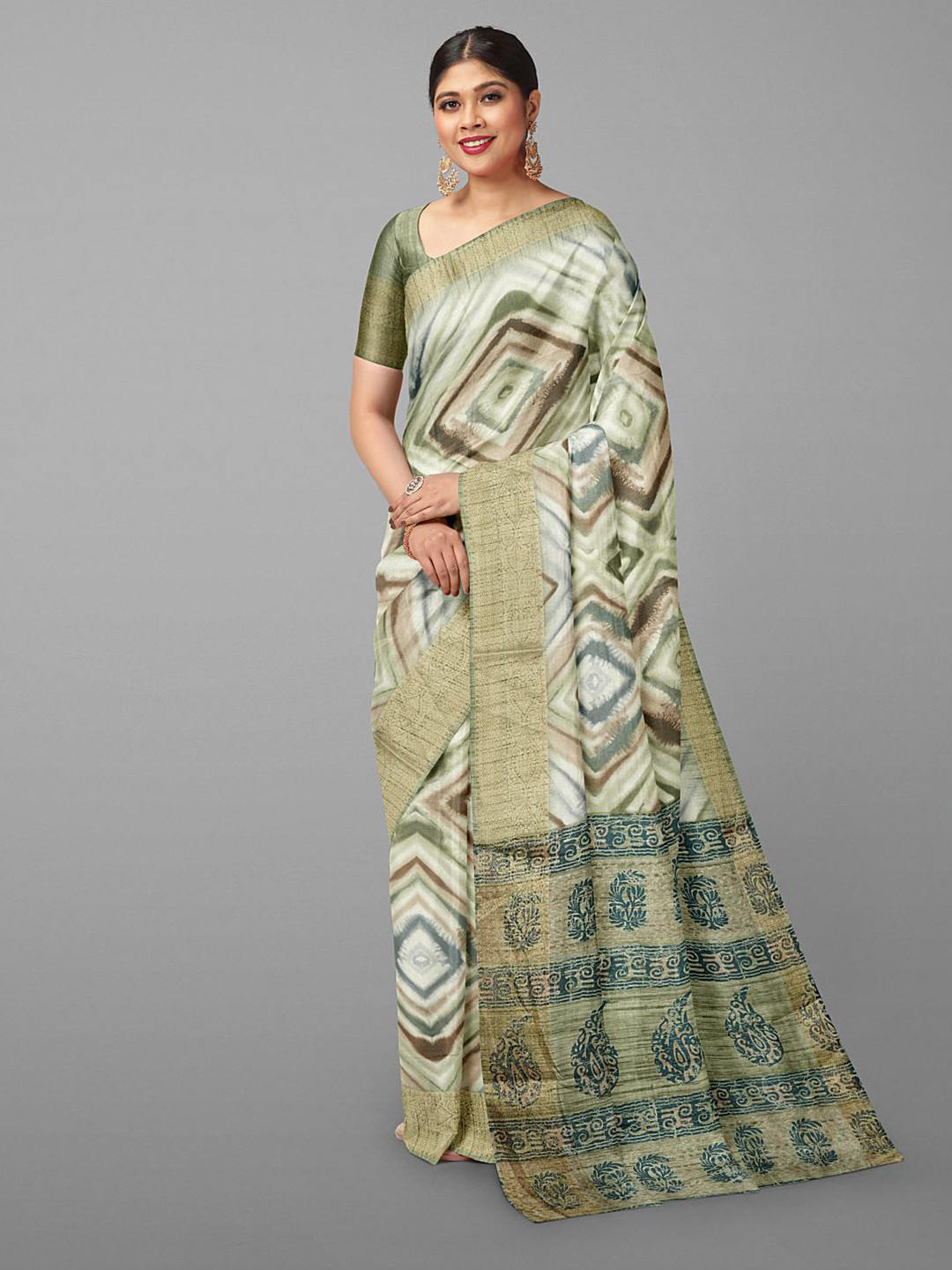 

Kalamandir Geometric Printed Zari Saree, Green