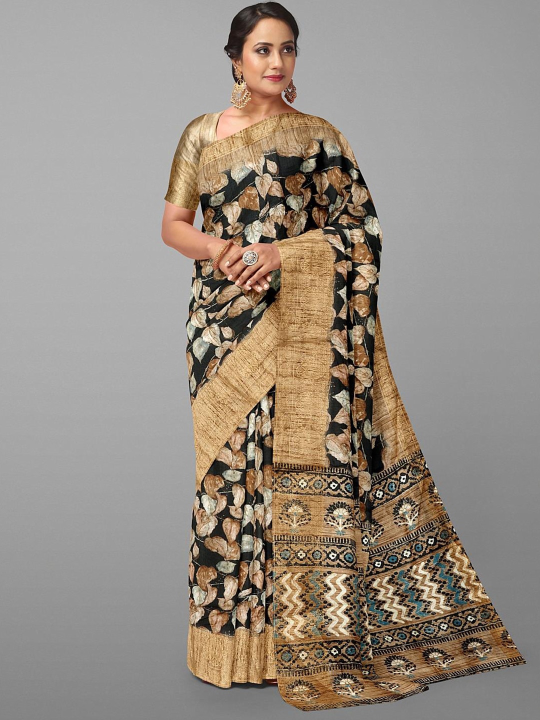 

Kalamandir Floral Printed Saree, Black