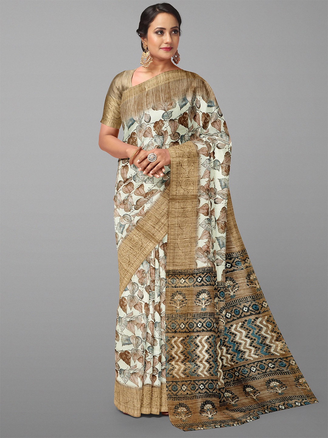 

Kalamandir Floral Printed Zari Saree, Off white