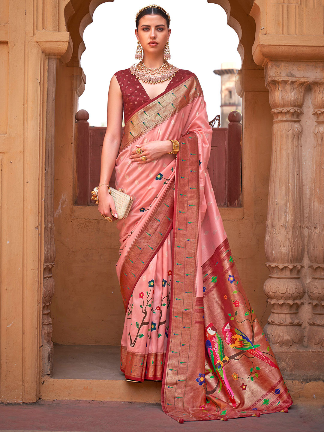 

Mitera Pink & Green Woven Design Ethnic Motifs Zari Saree