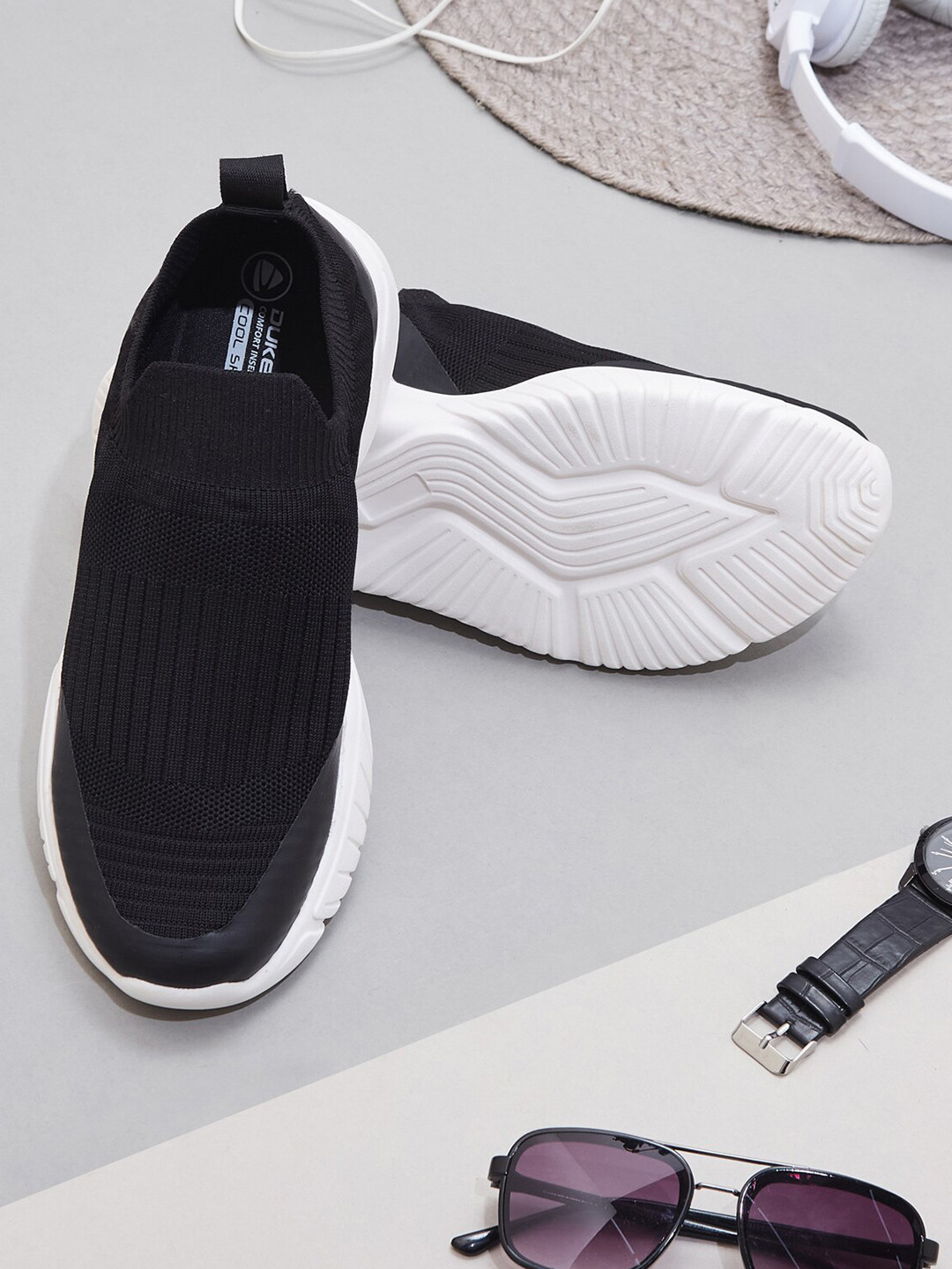 

Duke Men Textile Walking Shoes, Black