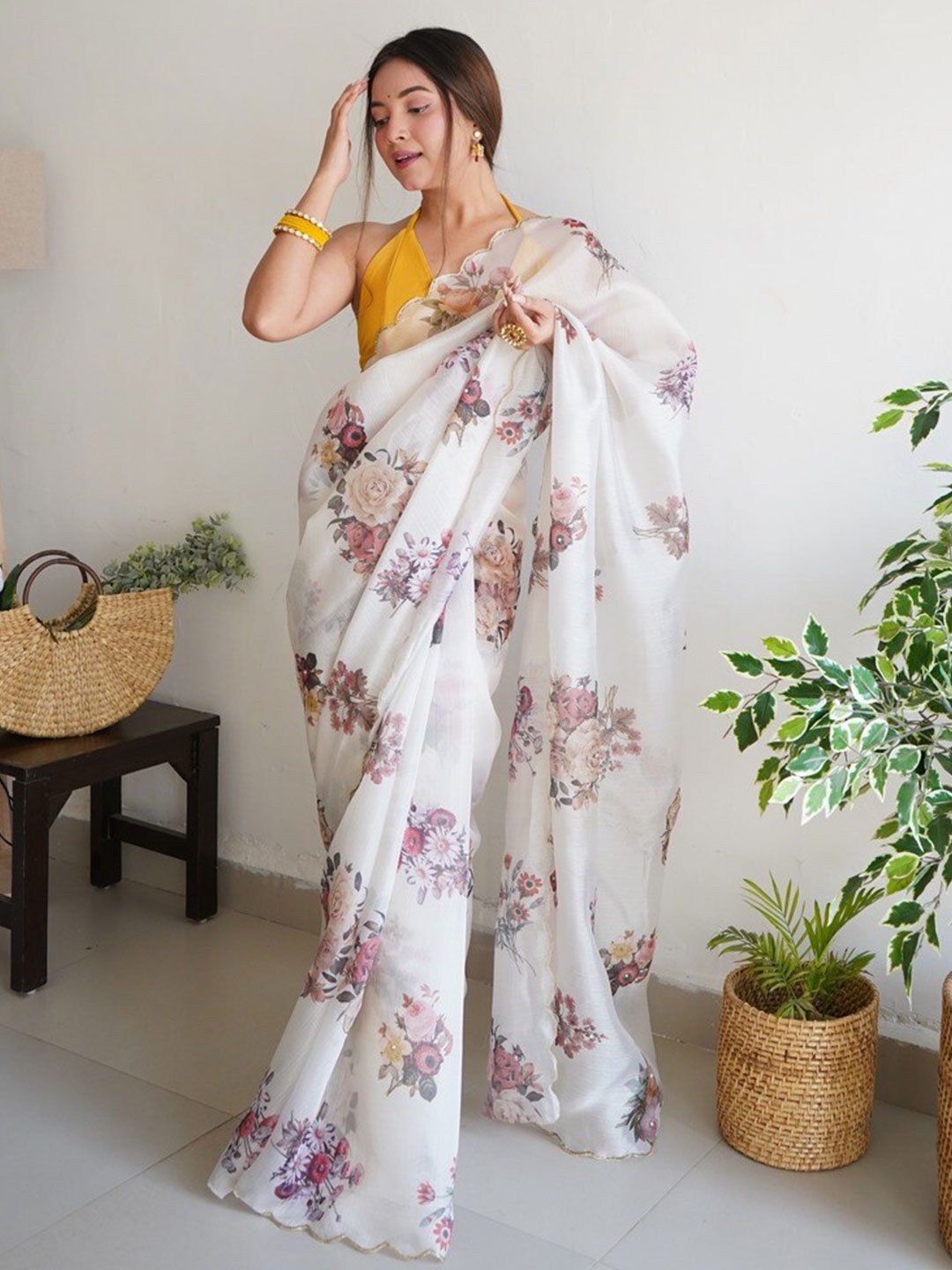 

Atulyam Tex World Floral Printed Beads And Stones Organza Saree, White