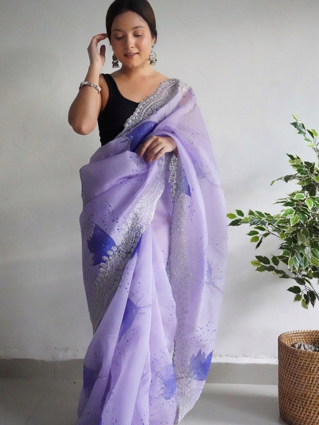 

Atulyam Tex World Floral Printed Beads and Stones Embellished Organza Saree, Purple