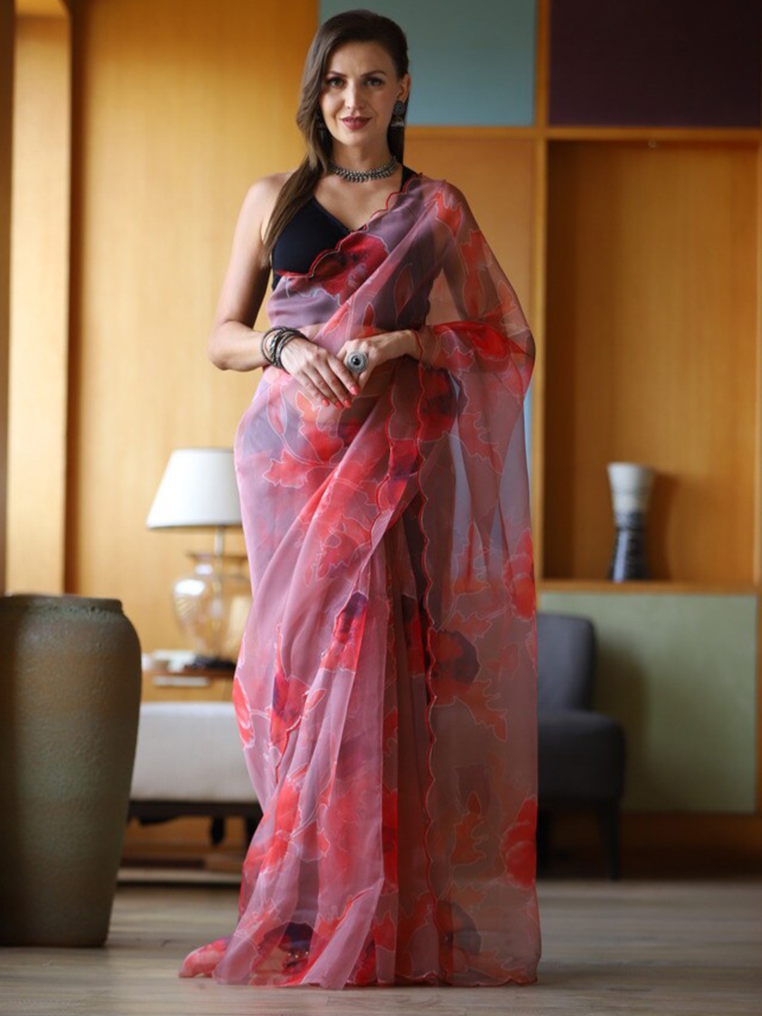 

Atulyam Tex World Floral Embroidered Organza Saree, Peach