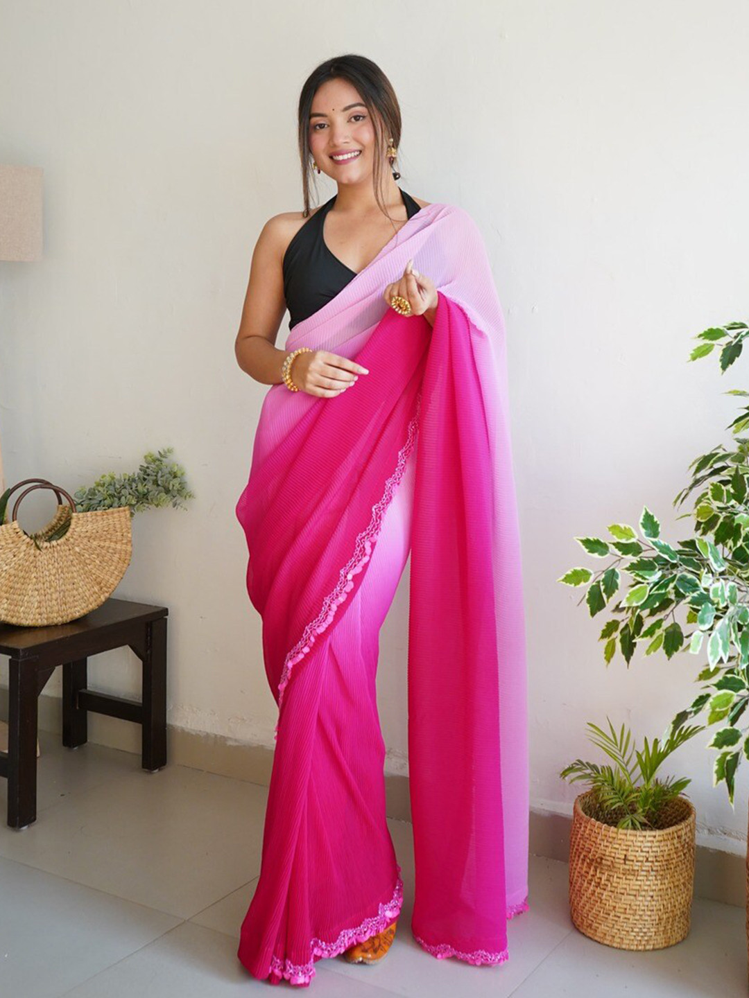 

Atulyam Tex World Ombre Georgette Saree, Pink