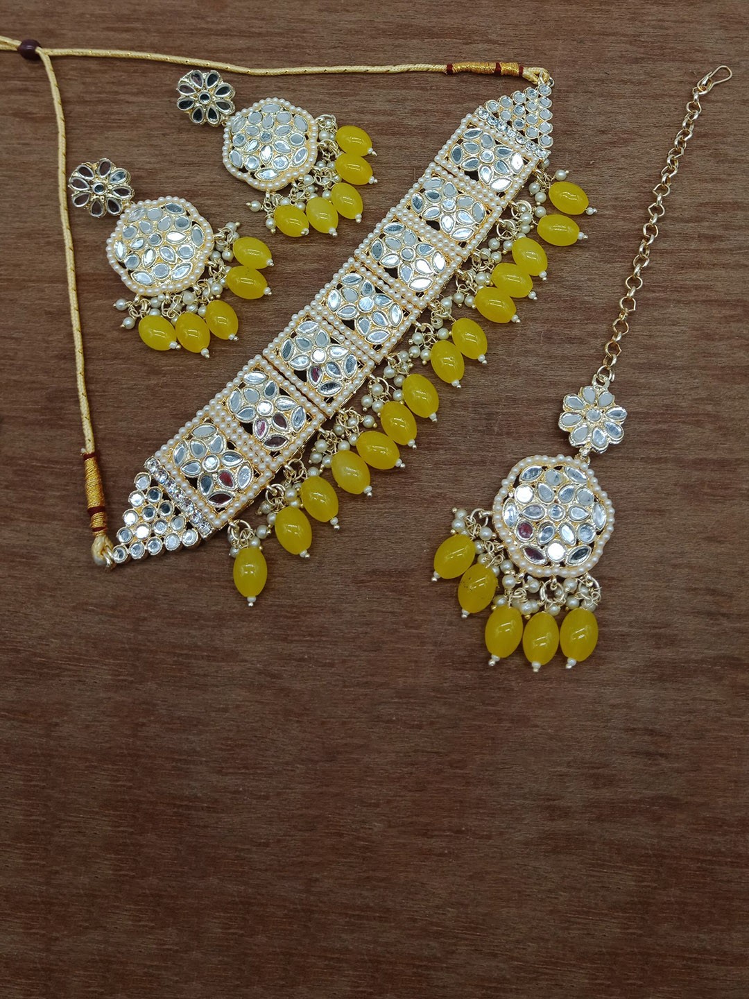 

AASHISH IMITATION Gold-Plated Necklace & Earrings With Maang Tika