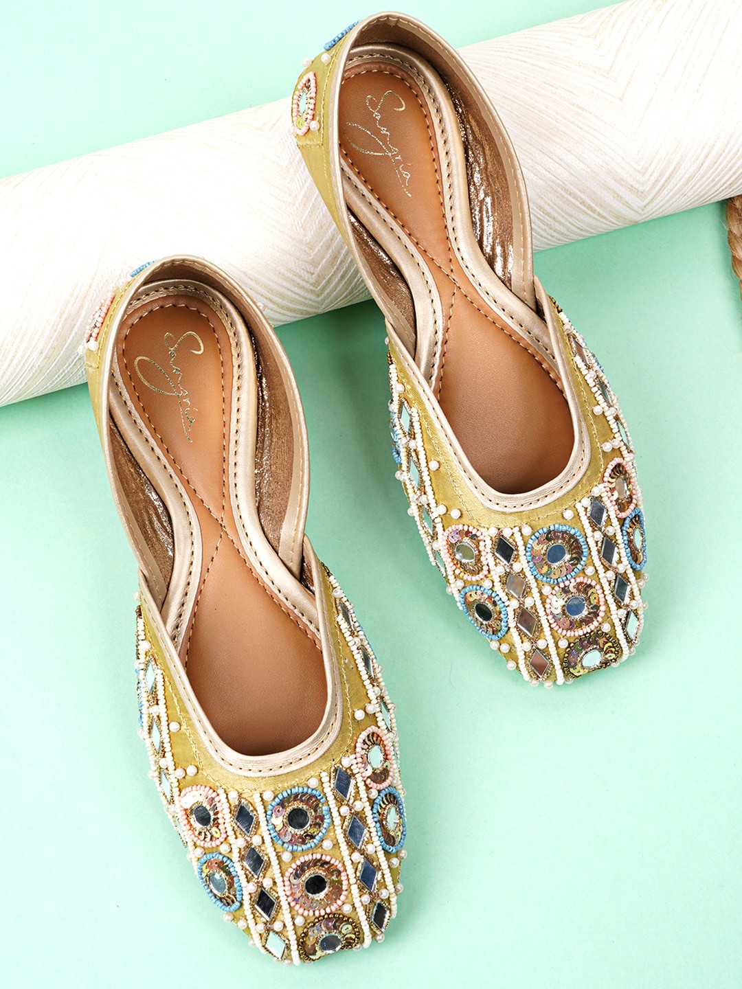 

Sangria Women Ethnic Embellished Mojaris, Yellow