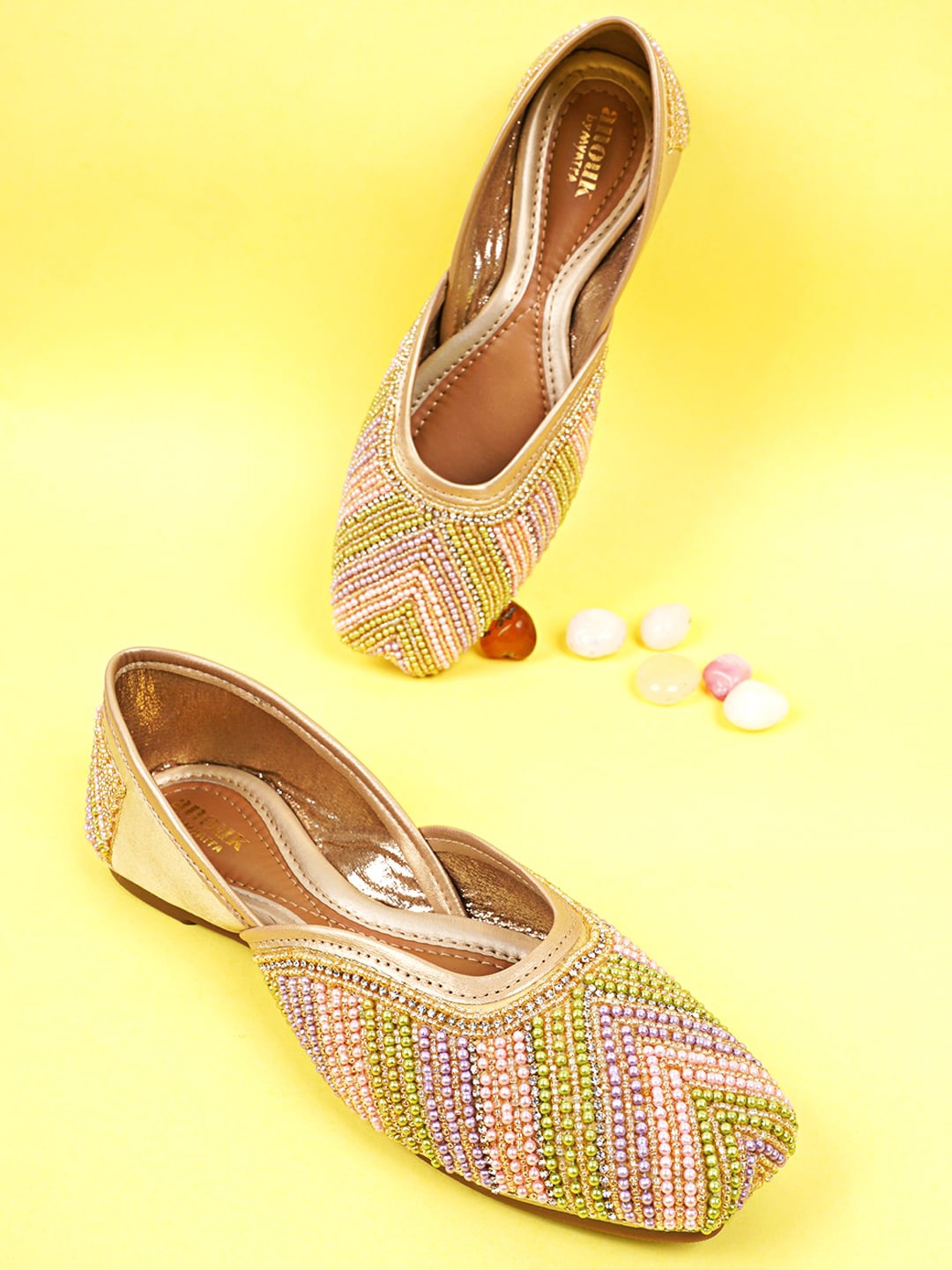 

Anouk Gold-Toned And Lavender Embellished Ethnic Mojaris