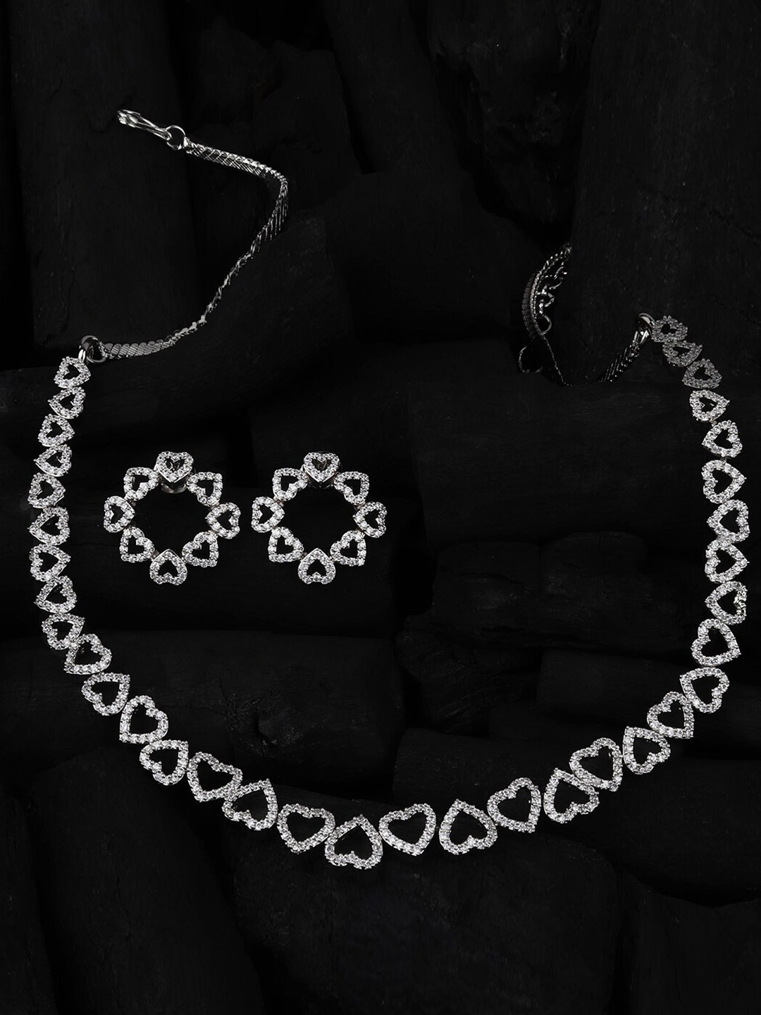 

Mirana Rhodium-Plated Necklace With Earrings, Silver