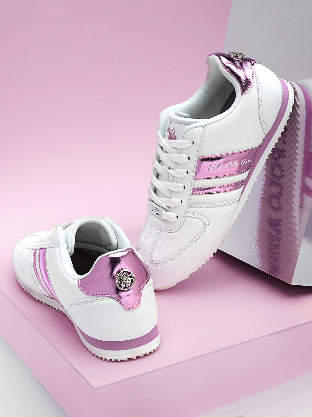 

U.S. Polo Assn. Women NEMSY Colourblocked Comfort Insole Basics Sneakers, White