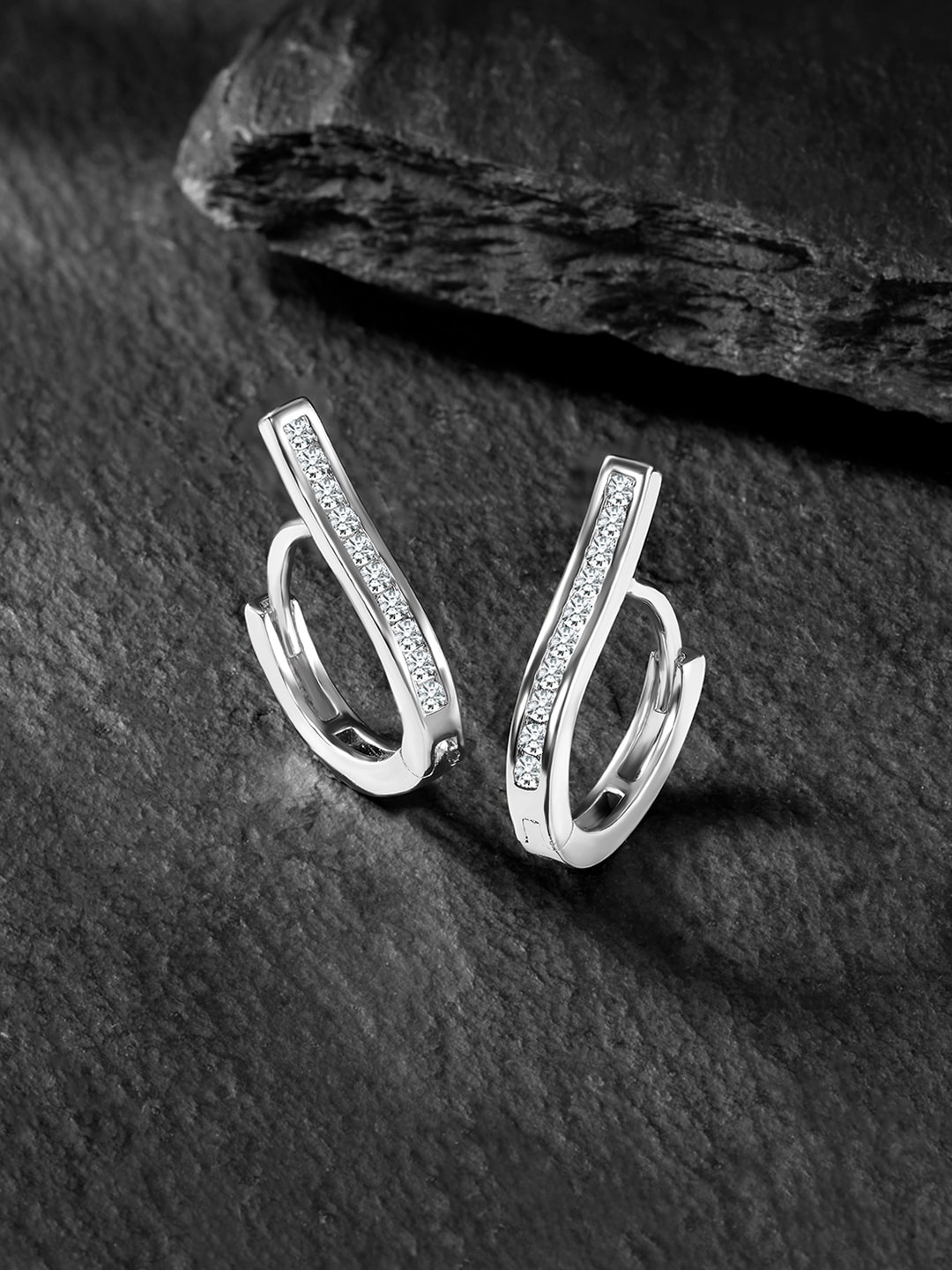 

Peora Silver-Plated Contemporary Cubic Zirconia Hoop Earrings