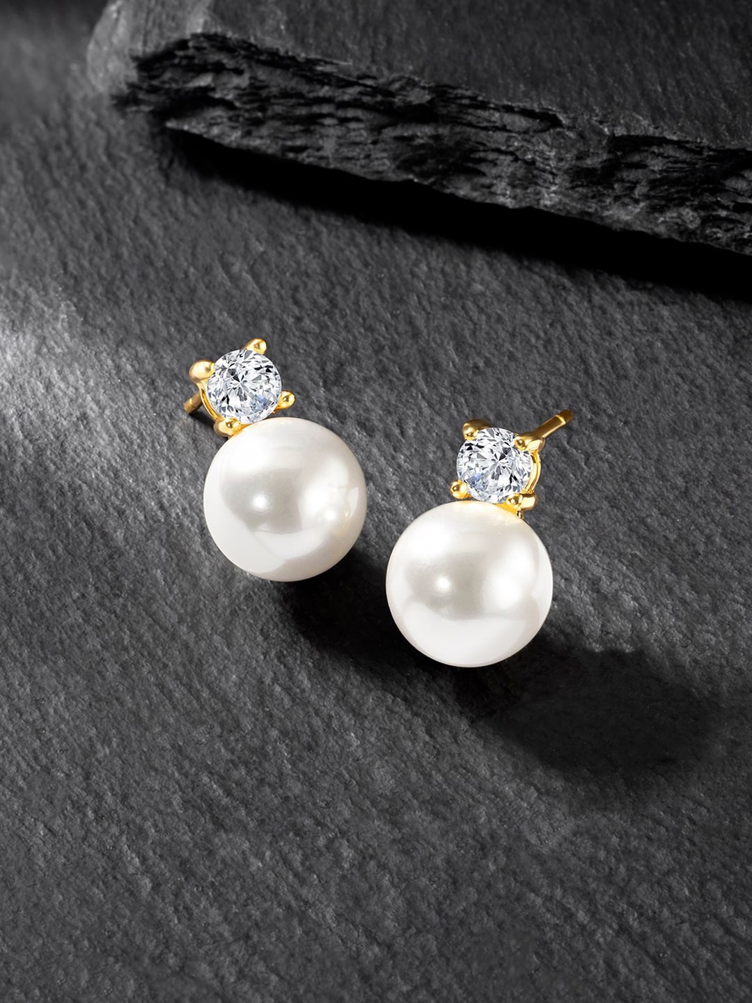 

Peora Gold-Plated Contemporary Cubic Zirconia & Bead Studs Earrings