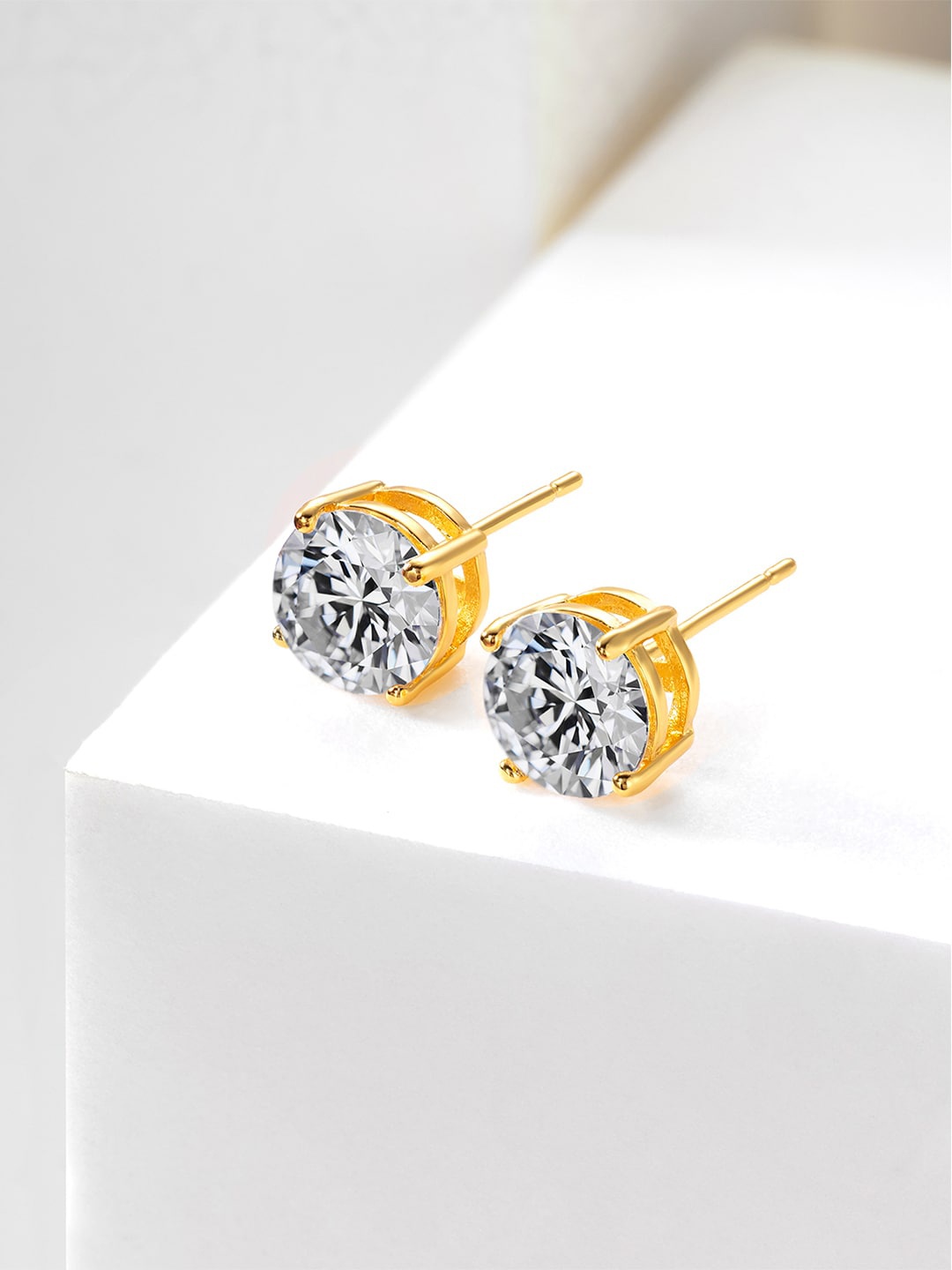 

Peora Gold-Plated Contemporary Studs Earrings