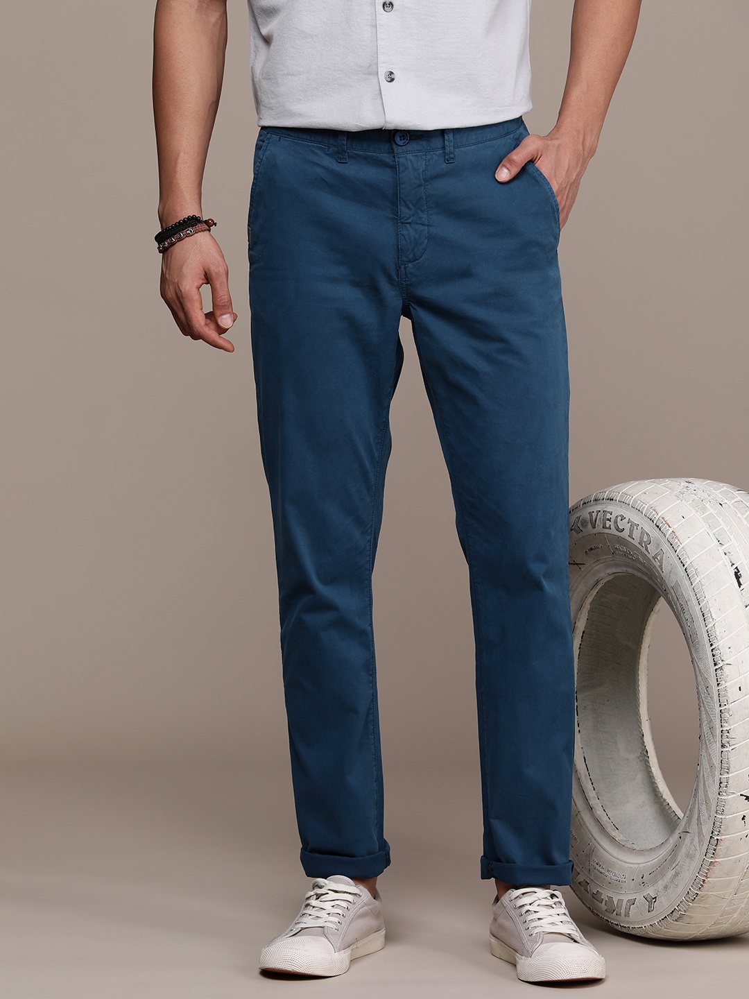 

FORCE IX Men Mid-Rise Chinos, Blue