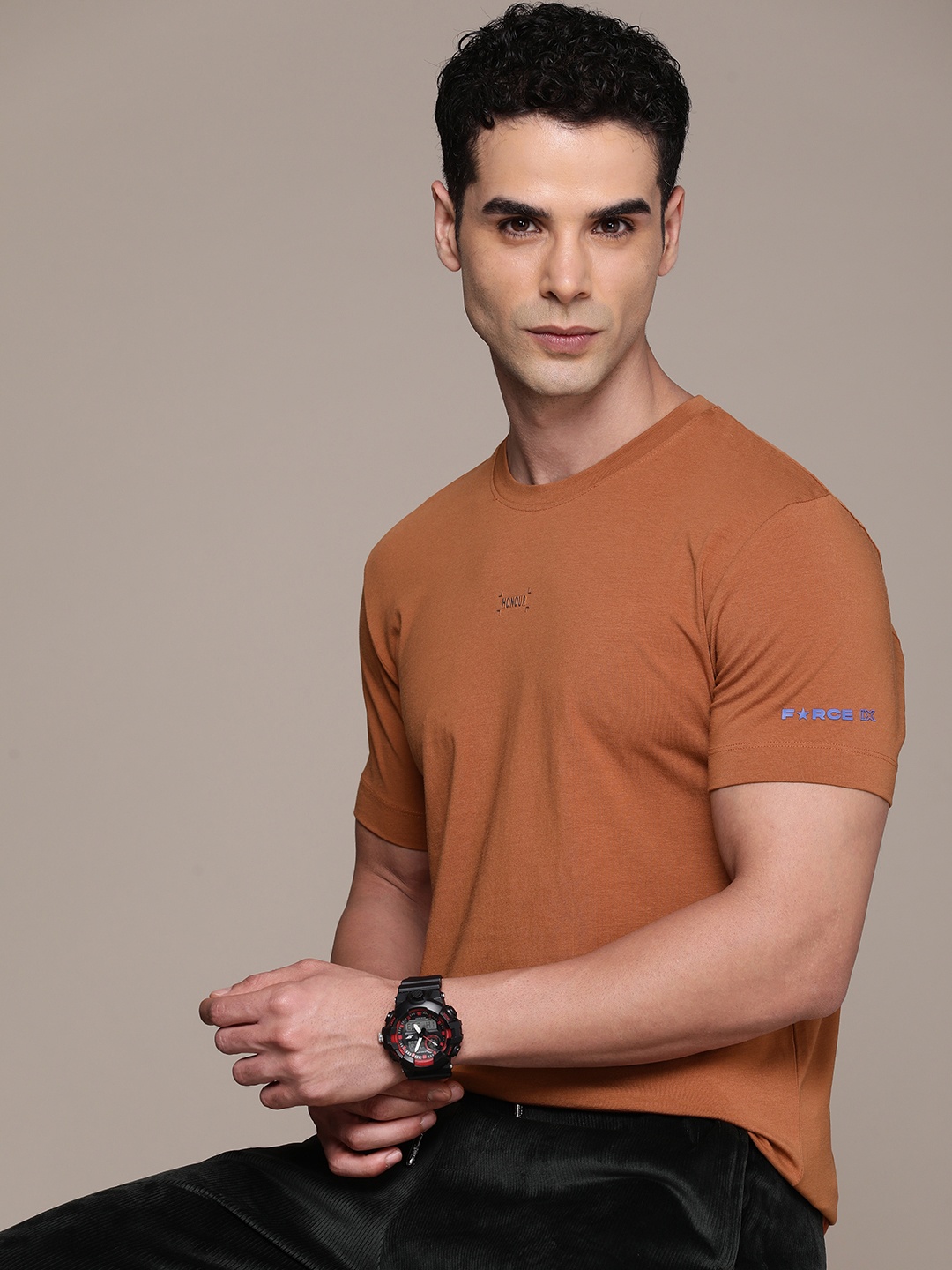 

FORCE IX Solid Casual T-shirt, Brown