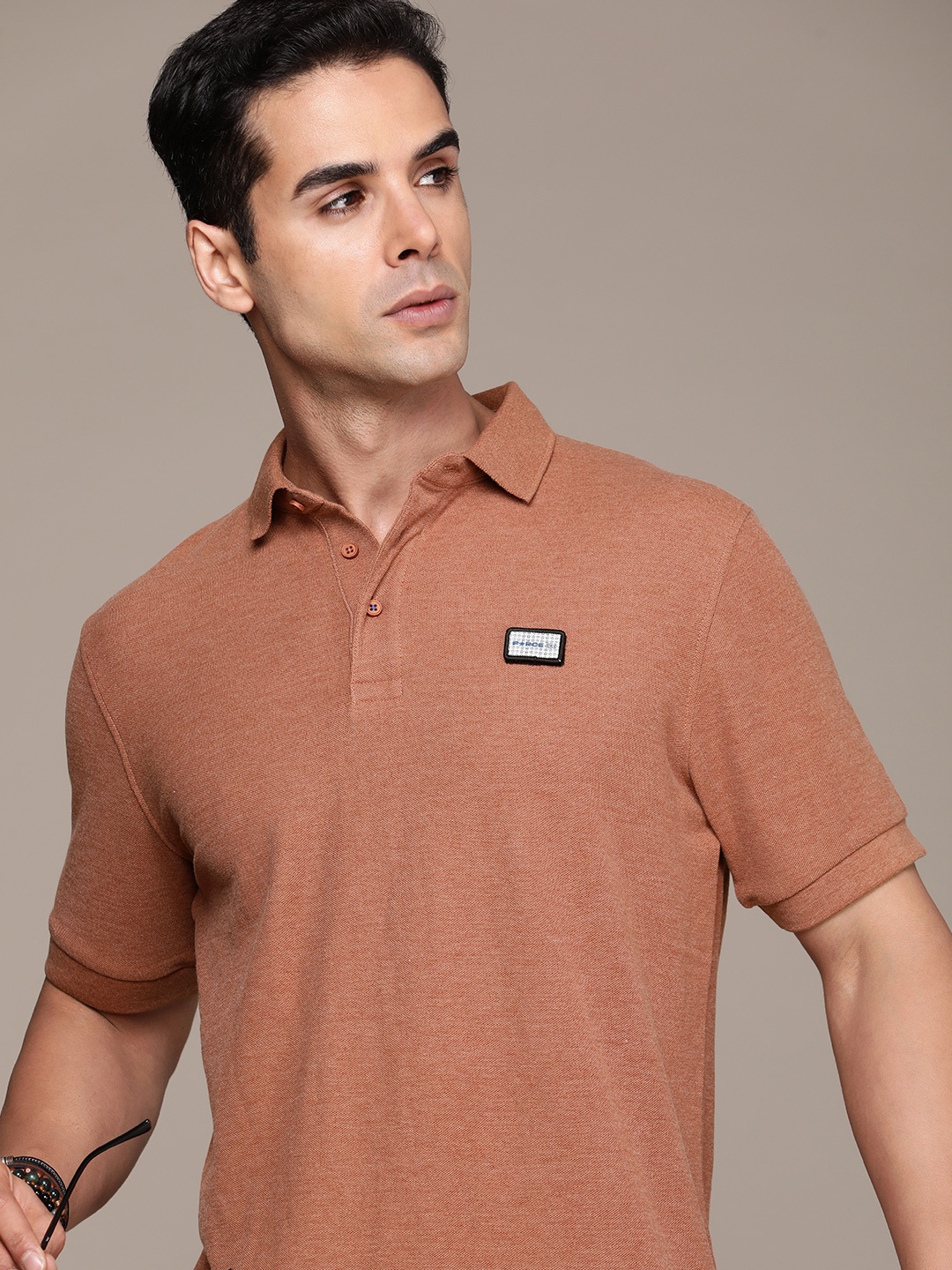 

FORCE IX Men Polo Collar Solid With Applique Detail Casual T-shirt, Brown