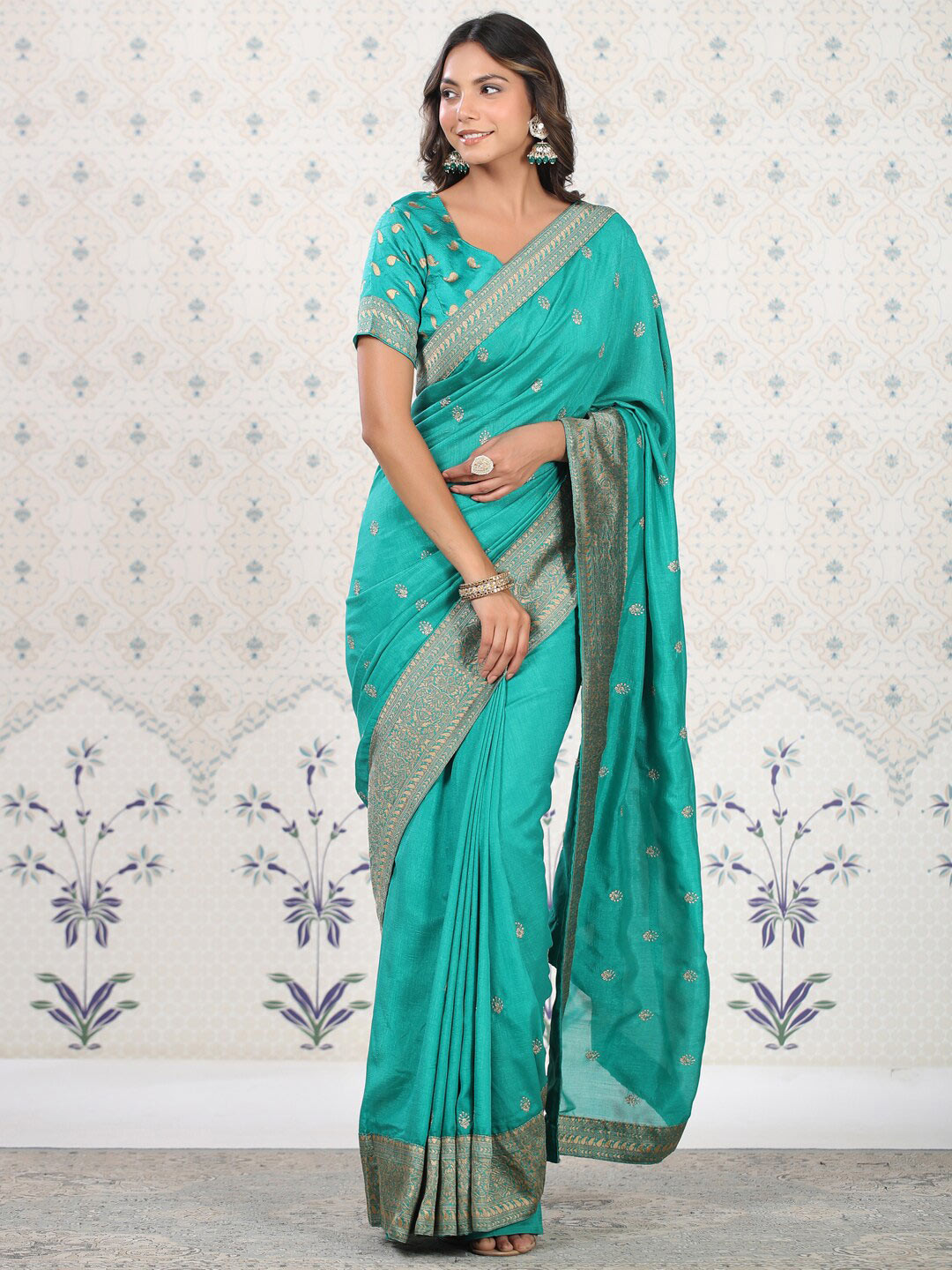 

Ode by House of Pataudi Sea Green & Gold-Toned Embroidered Zari Saree