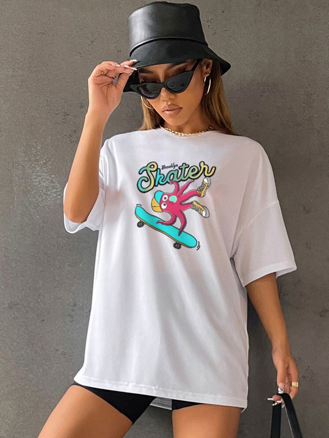 

BoStreet White Graphic Printed Drop-Shoulder Sleeve Oversized T-Shirt