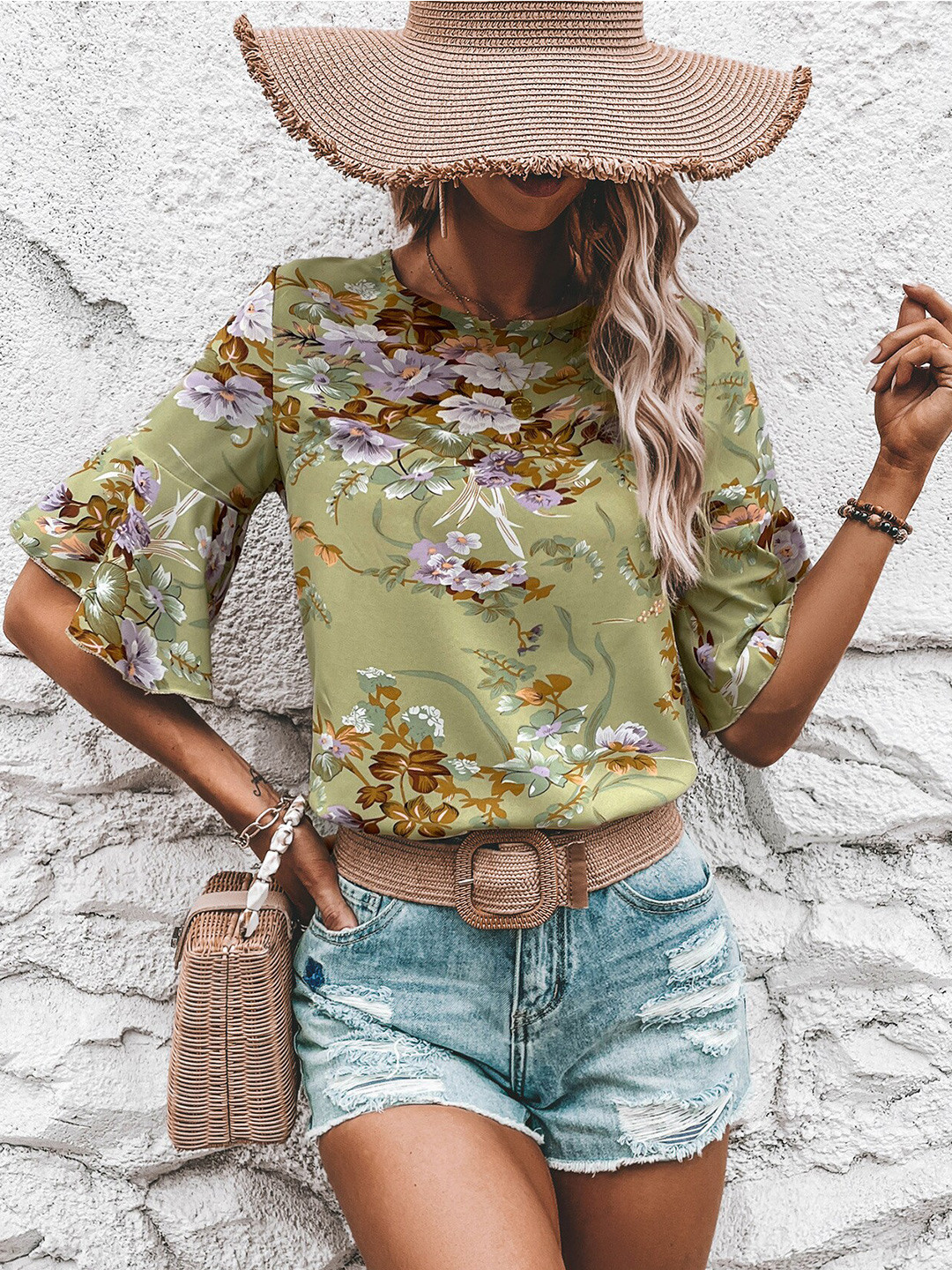 

StyleCast Green Floral Print Bell Sleeve Blouson Crop Top