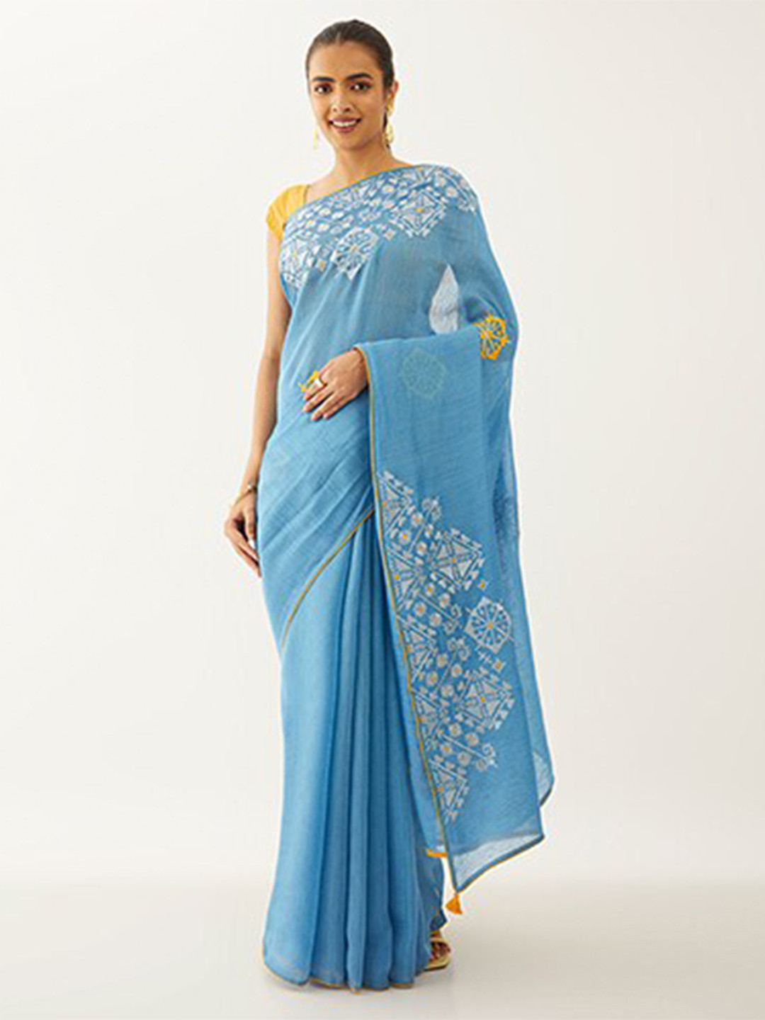 

Taneira Ethnic Motifs Embroidered Pure Cotton Saree, Blue