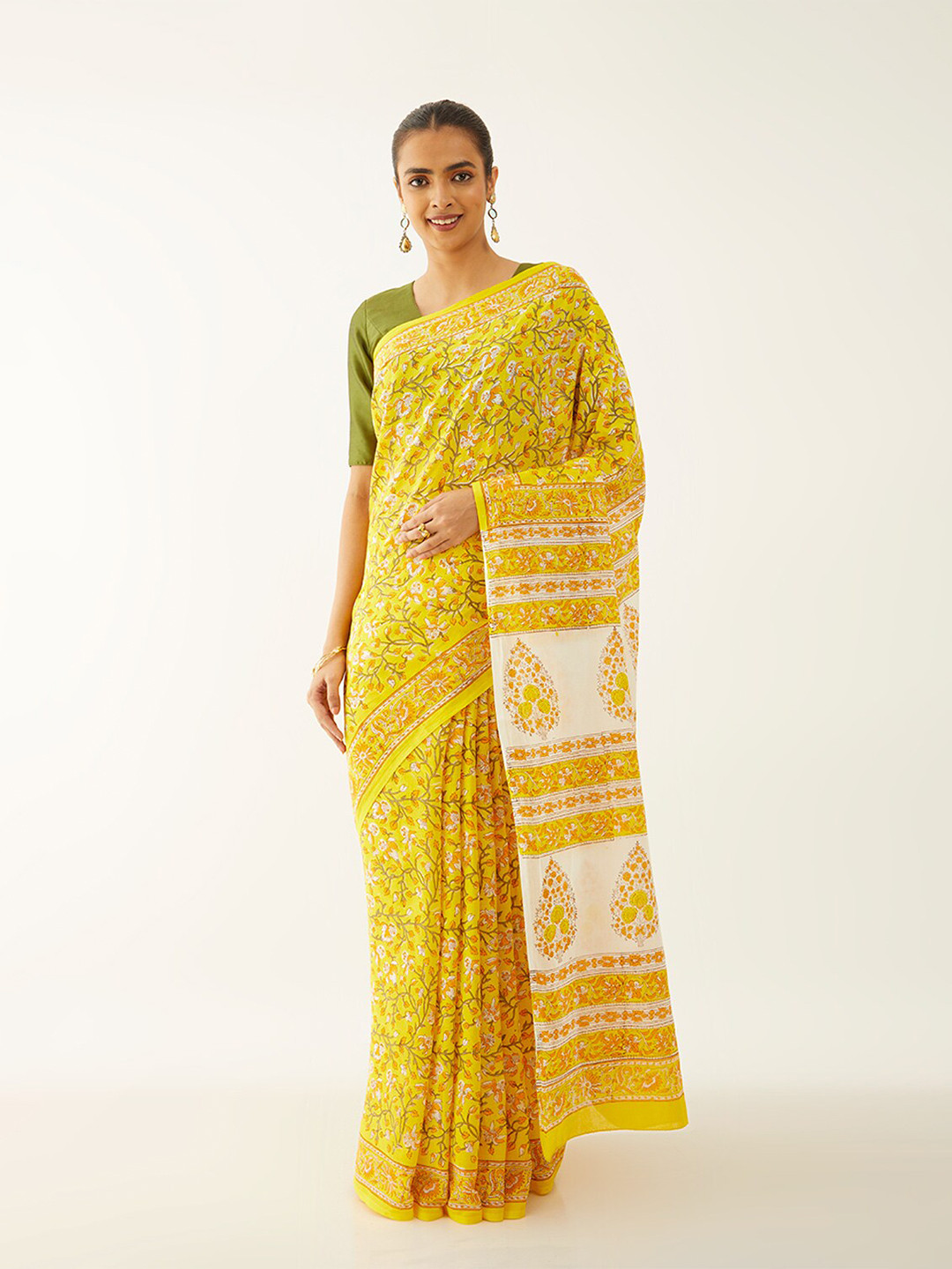 

Taneira Floral Block Printed Pure Cotton Saree, Yellow