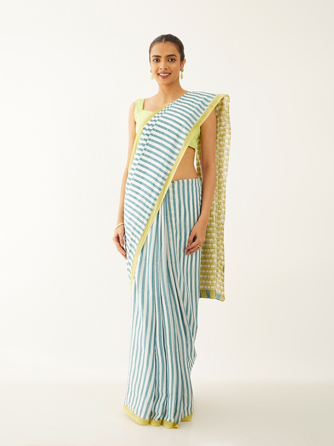 

Taneira Striped Pure Cotton Block Print Saree, Blue