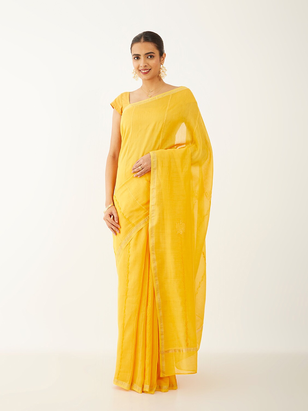 

Taneira Striped Zari Silk Cotton Saree, Yellow