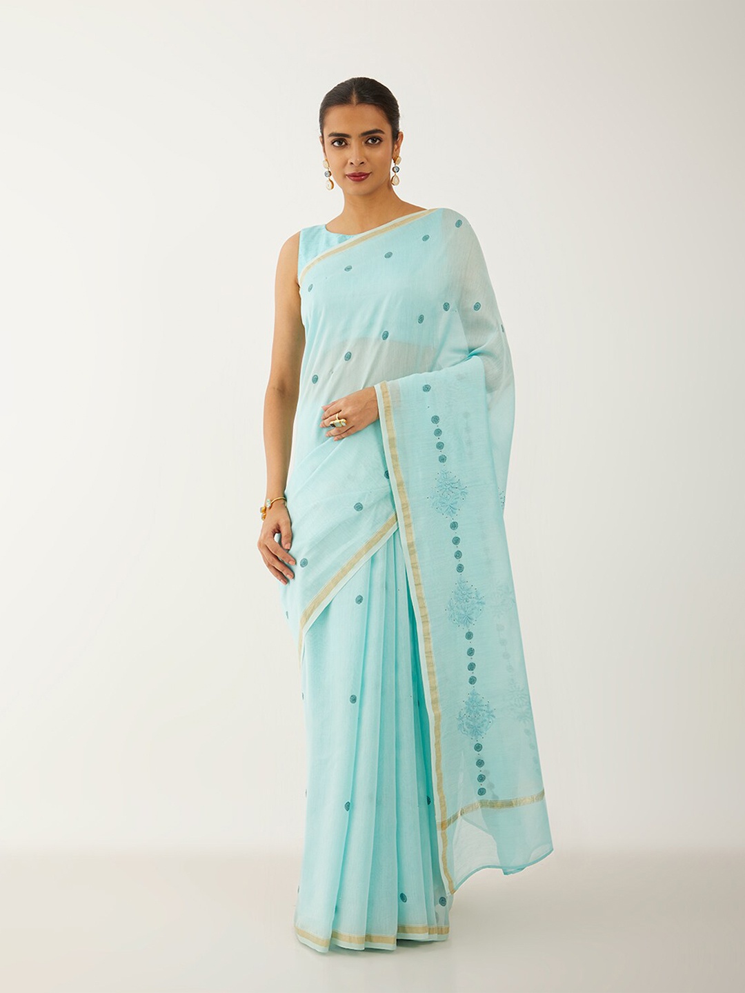 

Taneira Chikankari Embroidered Zari Silk Cotton Saree, Blue