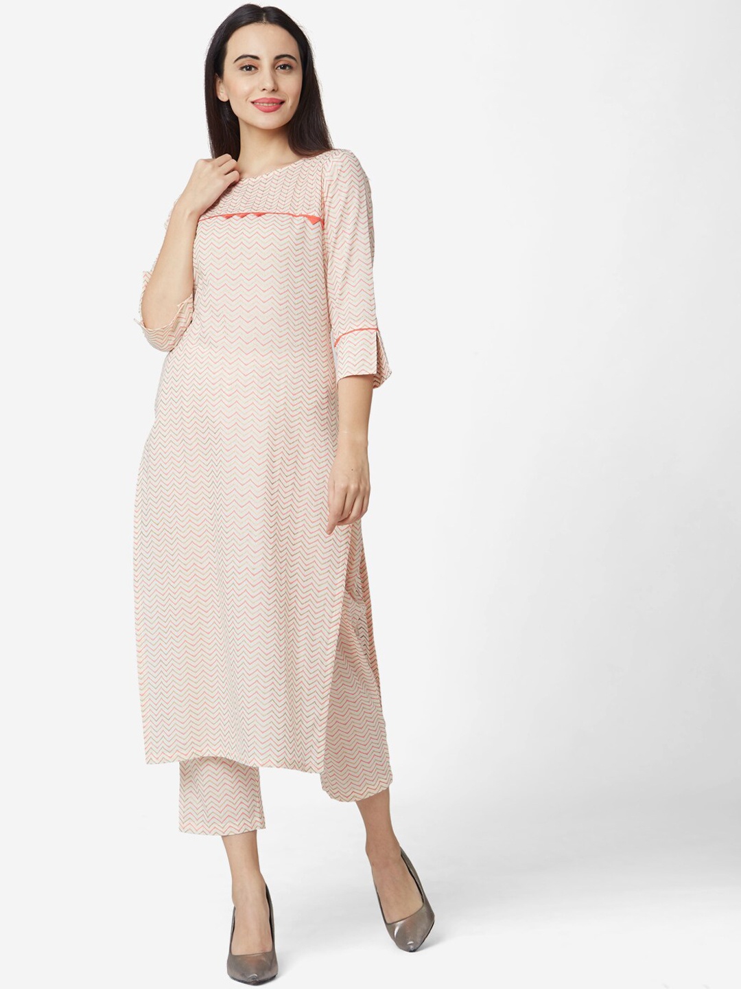 

KALINI Chevron Printed Regular Pure Cotton Kurta With Trousers, Cream