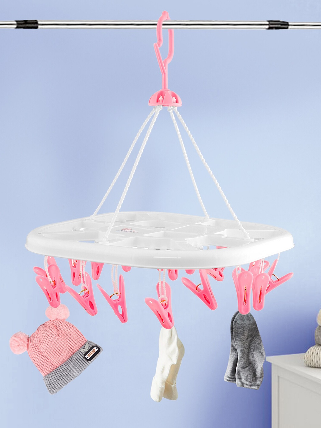 

Baby Moo Premium Square Clip Hanger, Pink