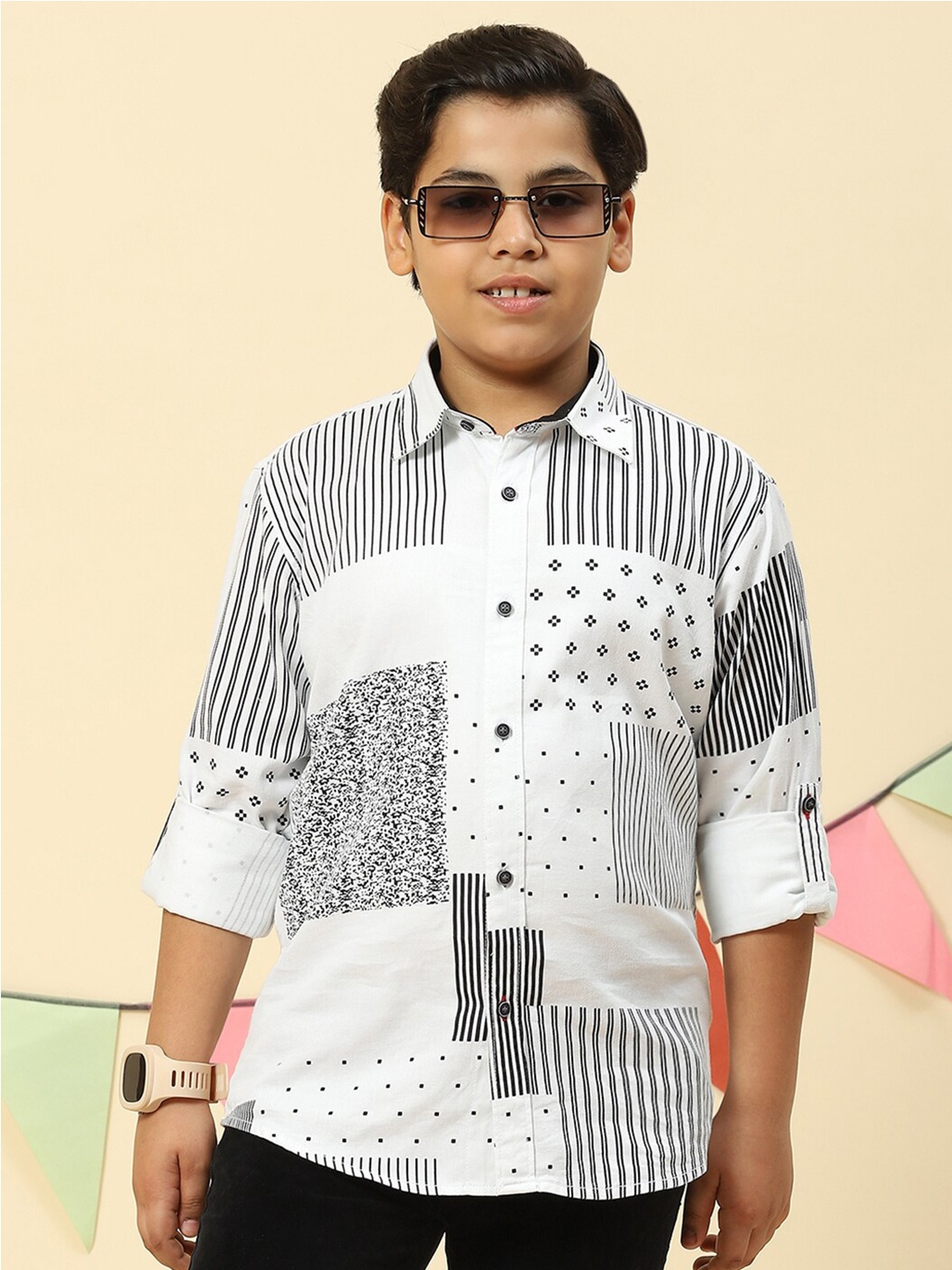 

Monte Carlo Boys Abstract Printed Roll-Up Sleeves Cotton Shirt, White