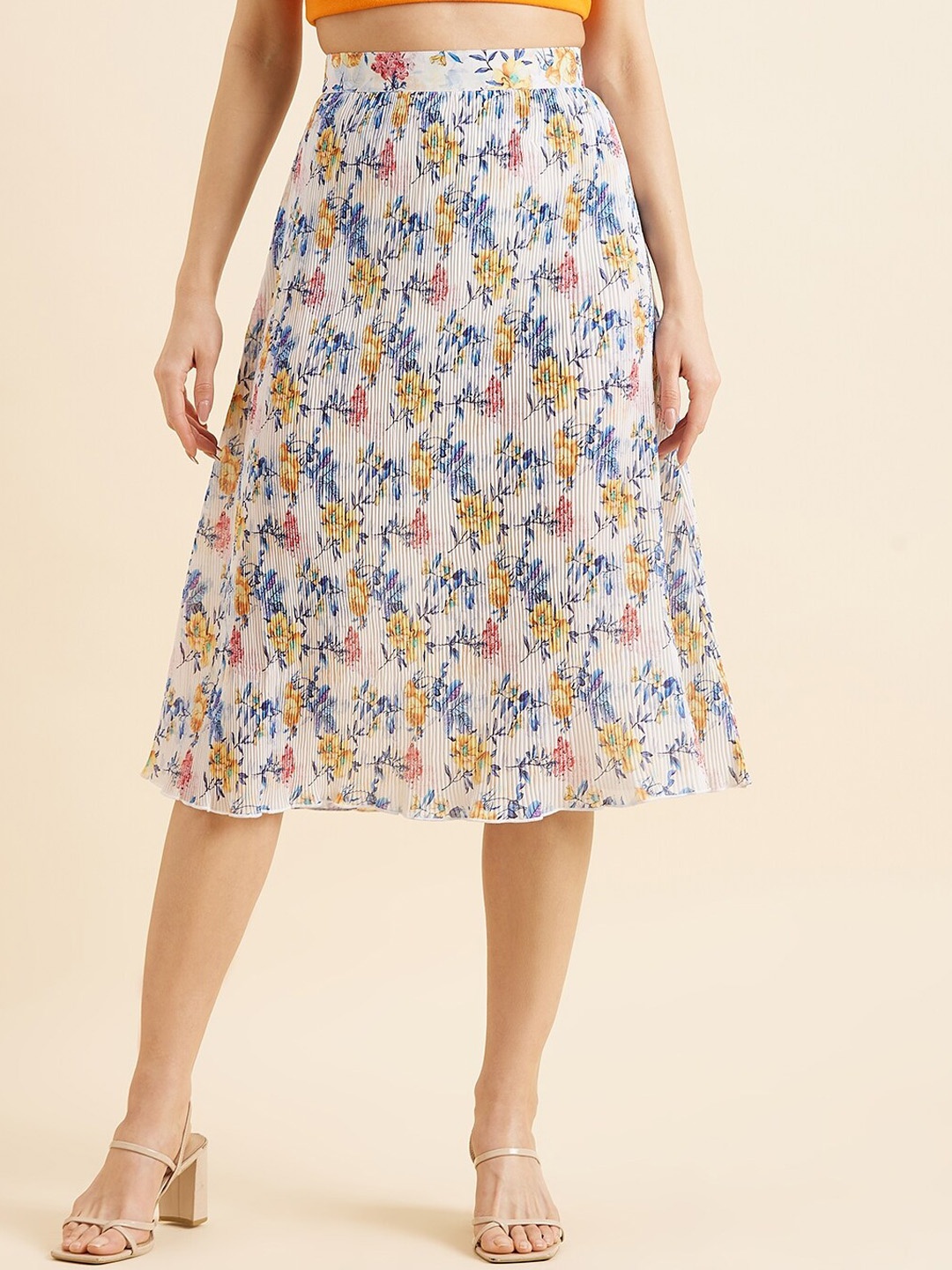 

PANIT White Floral Printed A-Line Knee-Length Pleated Skirt