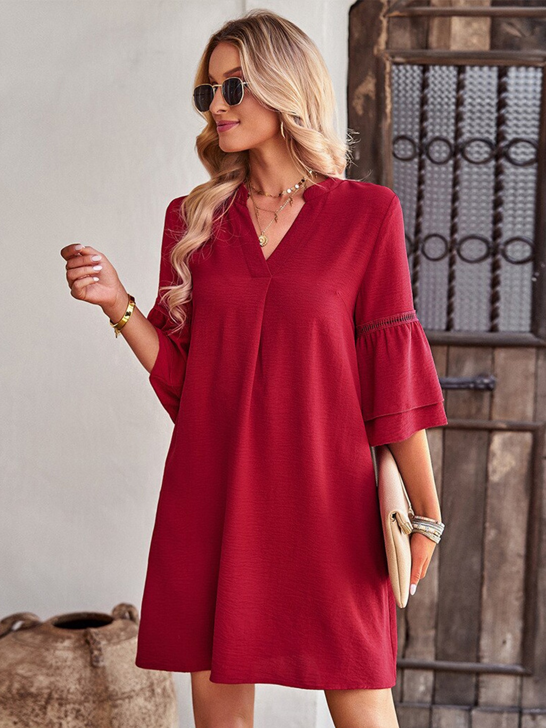 

BoStreet Red Solid Bell Sleeves A-Line Dress