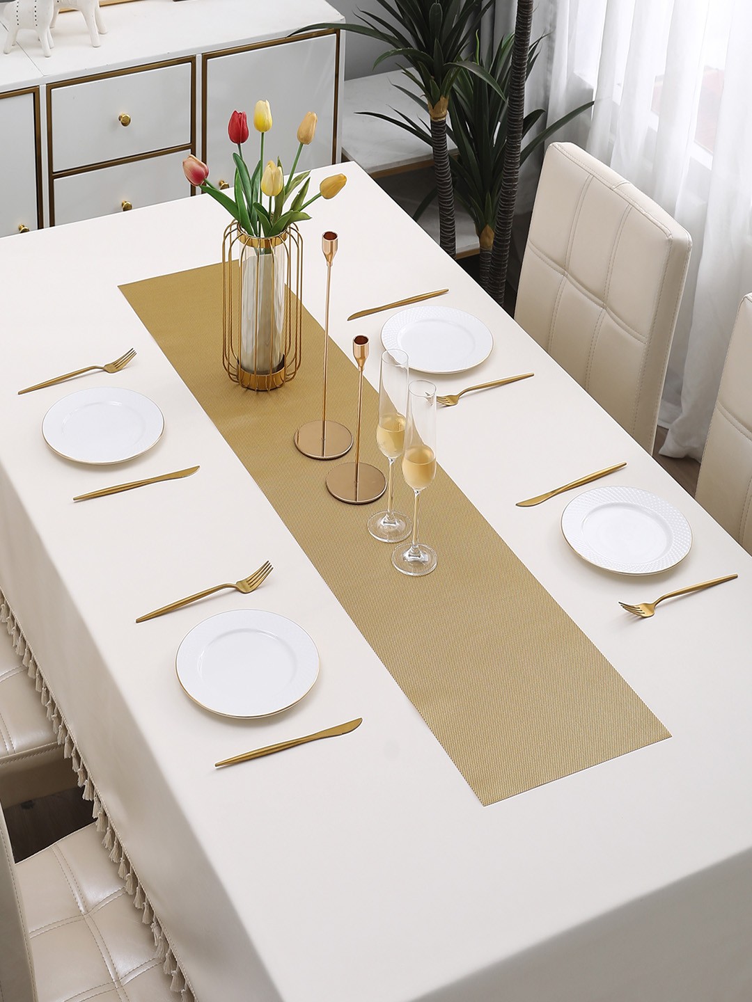 

HOKIPO Gold Toned Rectangular Table Runner