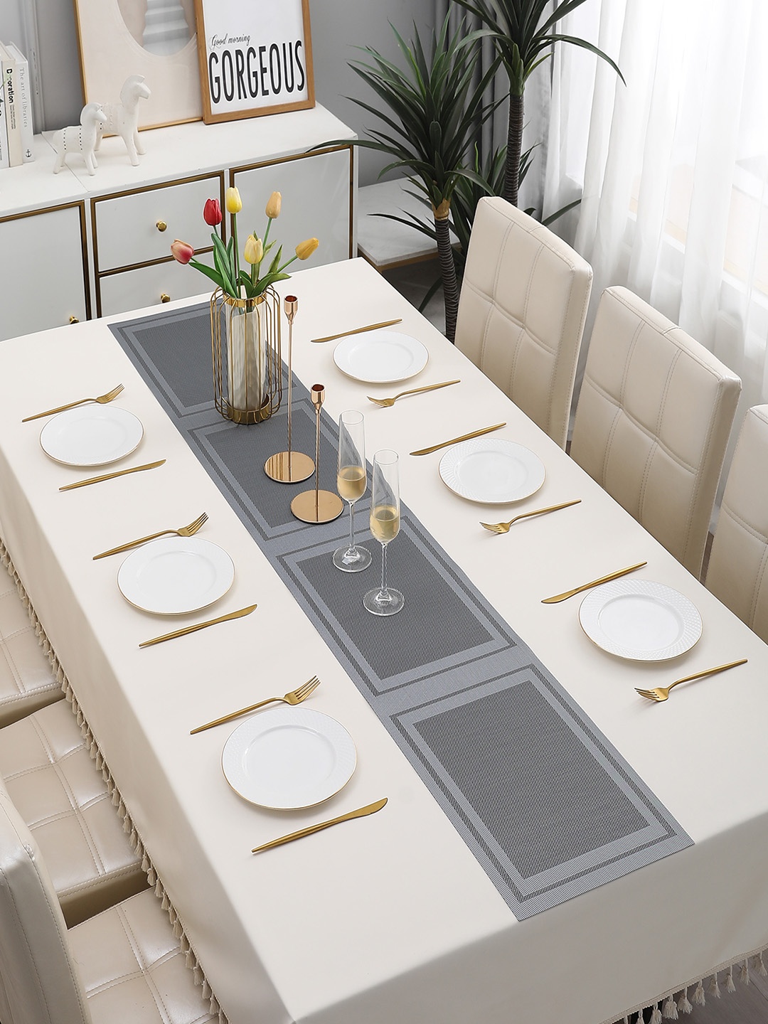 

HOKIPO Silver Toned & Grey Geometric Printed Table Runner