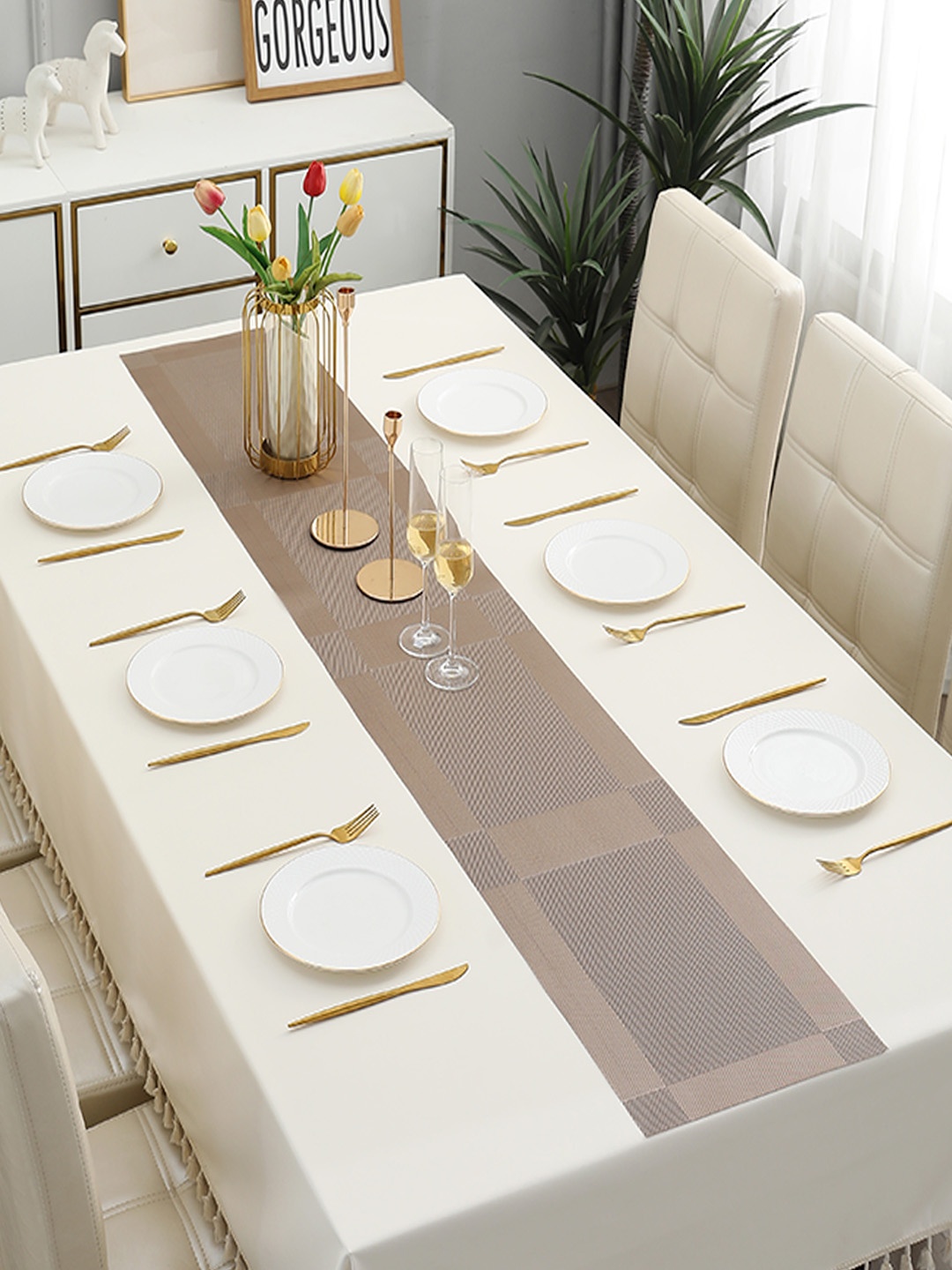 

HOKIPO Brown Geometric Printed Rectangular Table Runner