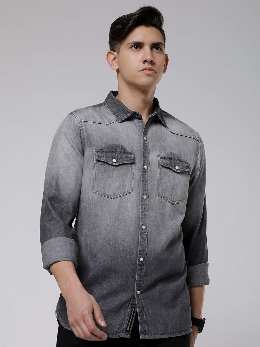 

WROGN Standard Slim Fit Faded Cotton Casual Shirt, Grey