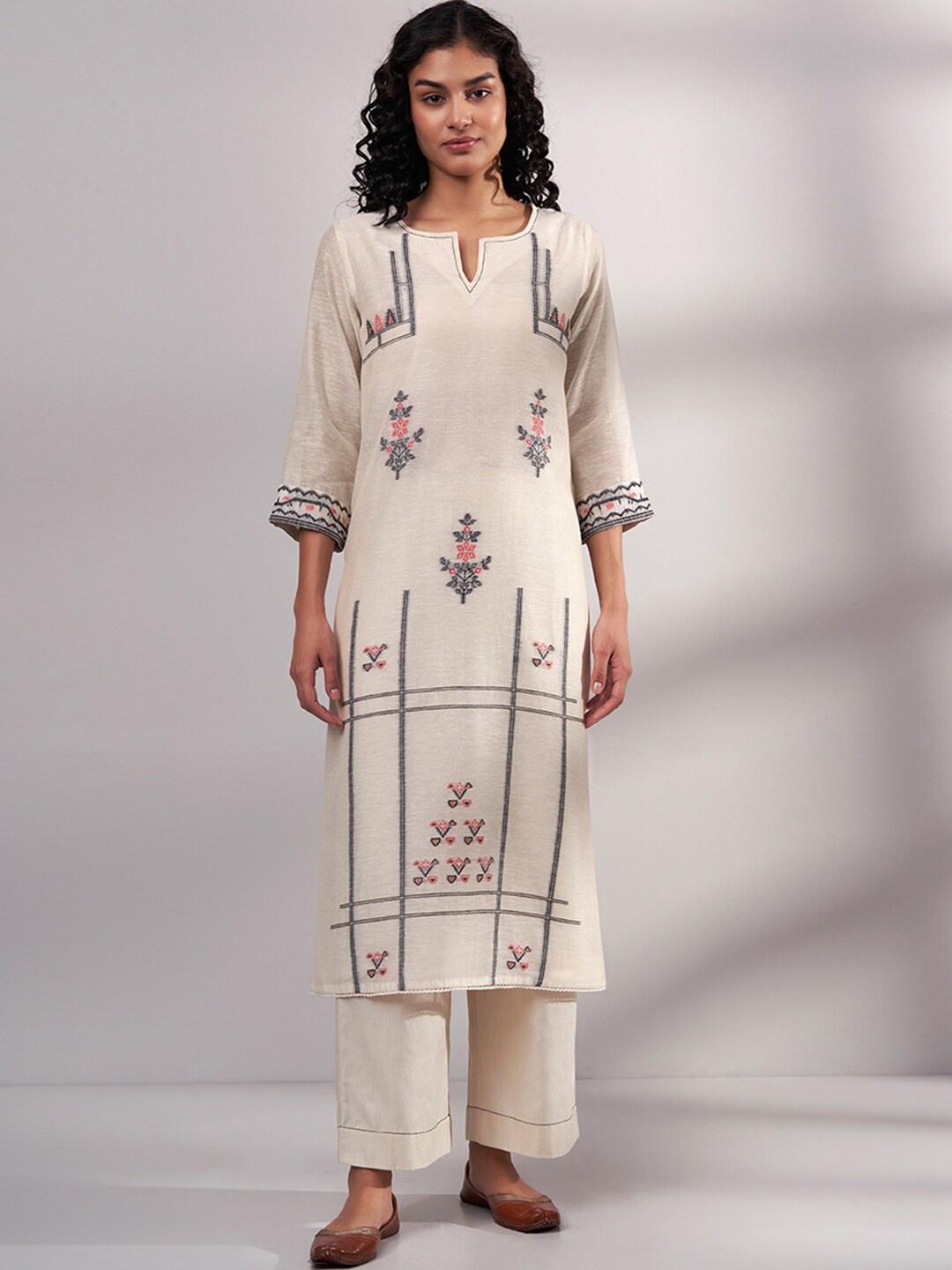 

Ganga Ethnic Motifs Printed Regular Cotton Linen Kurta With Palazzos, Cream