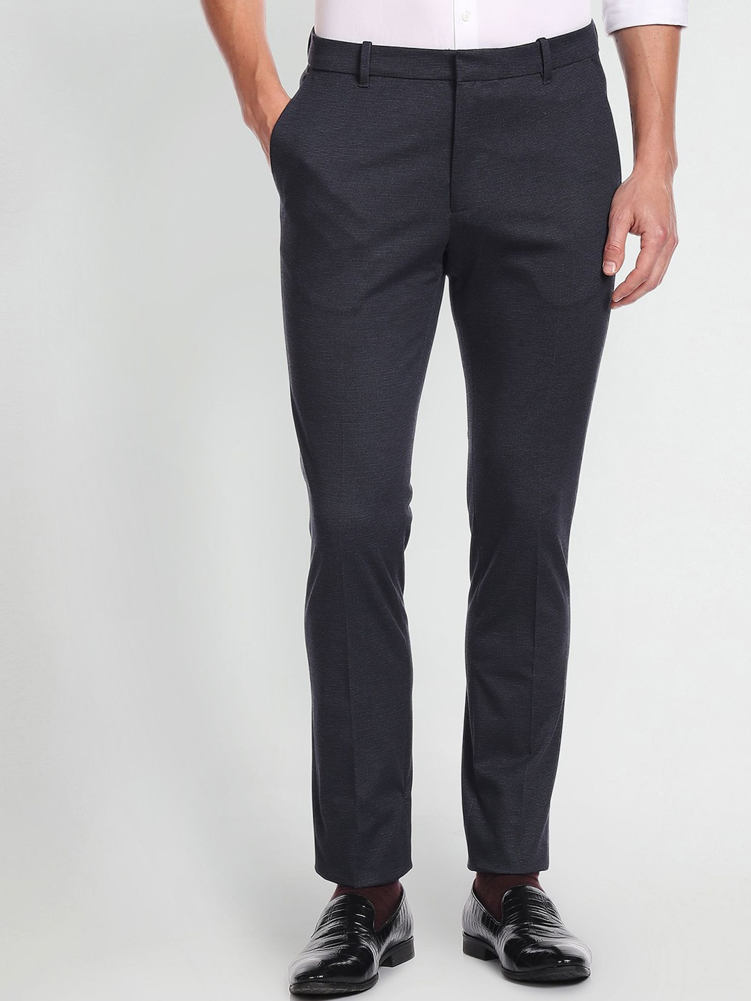 

Arrow Men Micro Checks Super Slim Fit Trousers, Blue