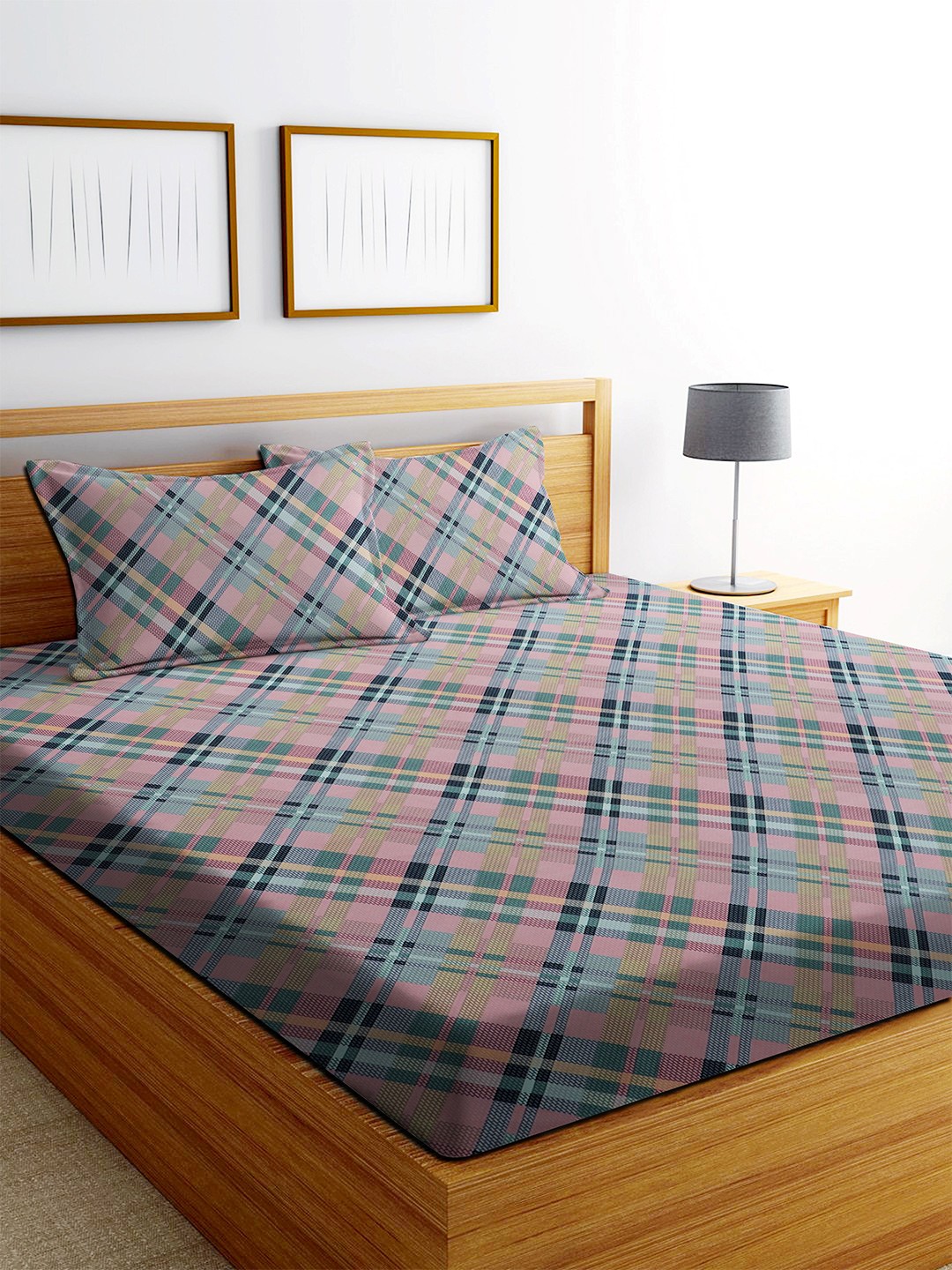 

MODEFE Pink & Green Geometric 180 TC Queen Bedsheet & 2 Pillow Covers