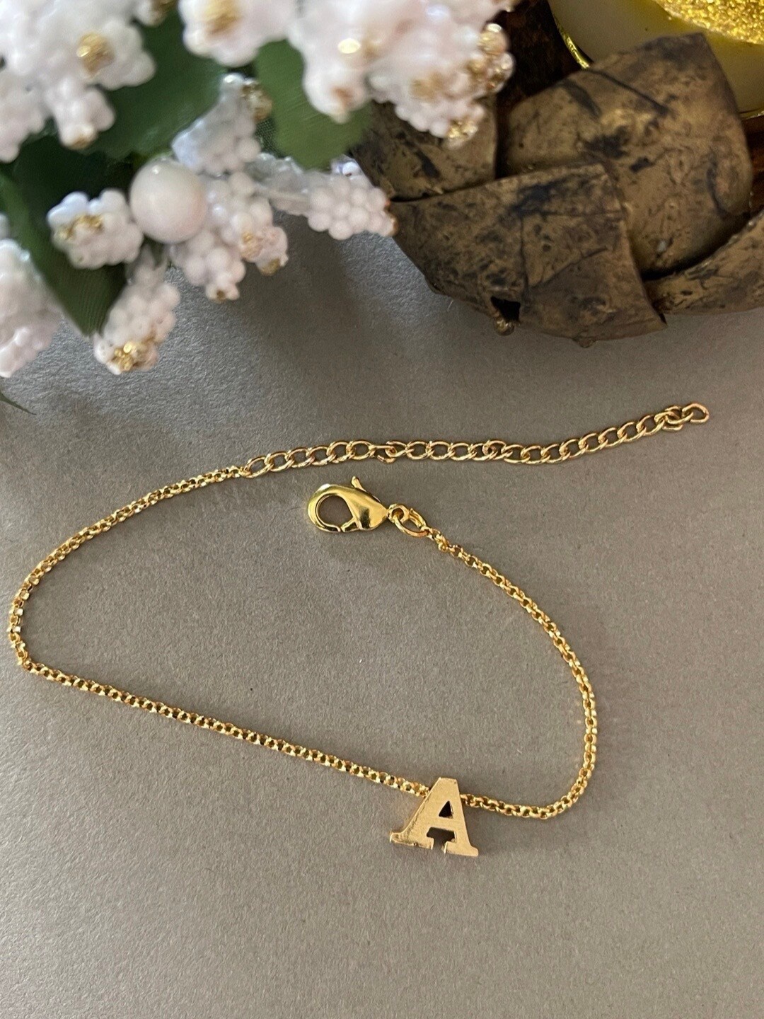 

Digital Dress Room Men Gold-Plated Charm Bracelet